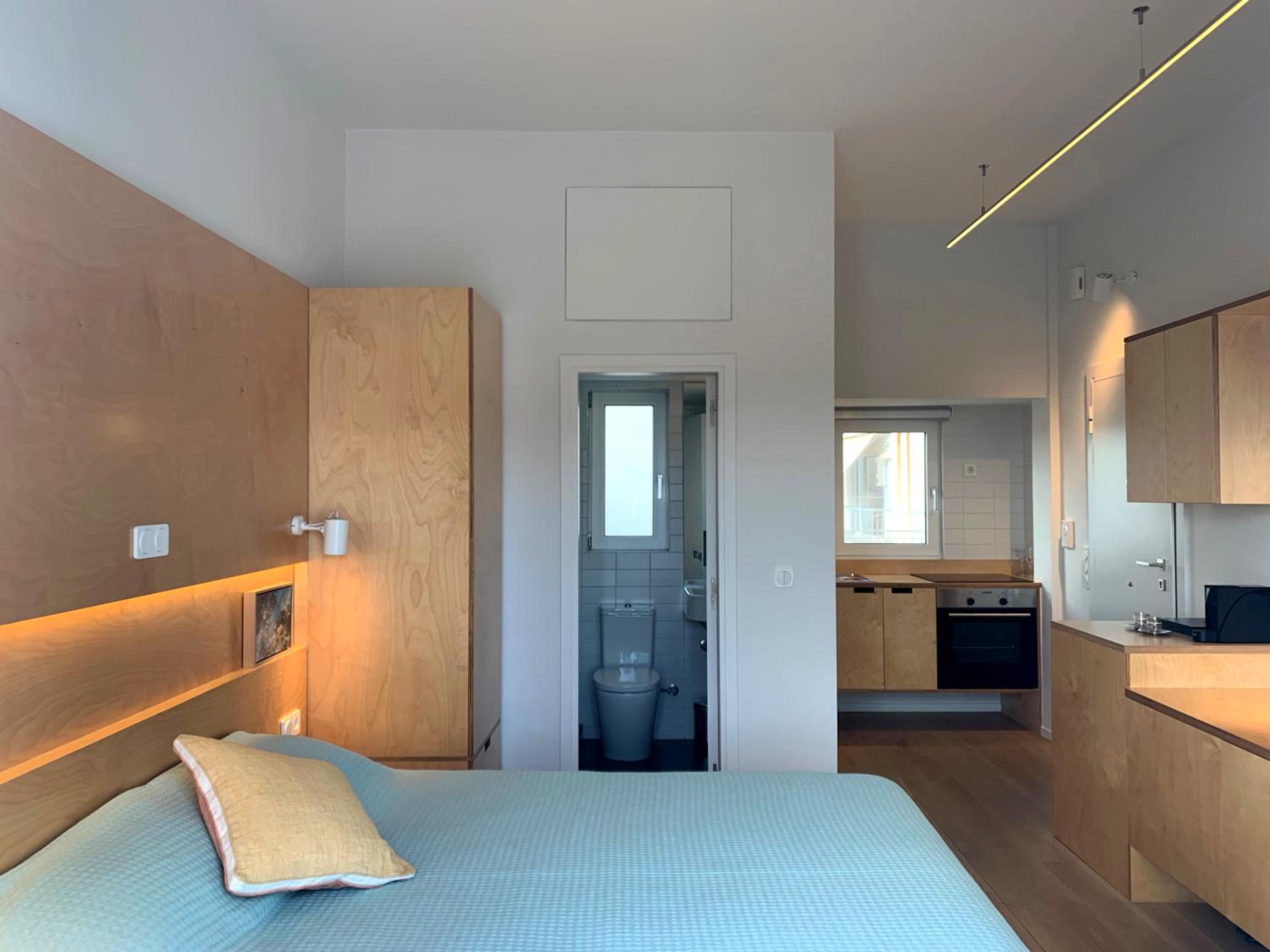 One-Bedroom Apartment