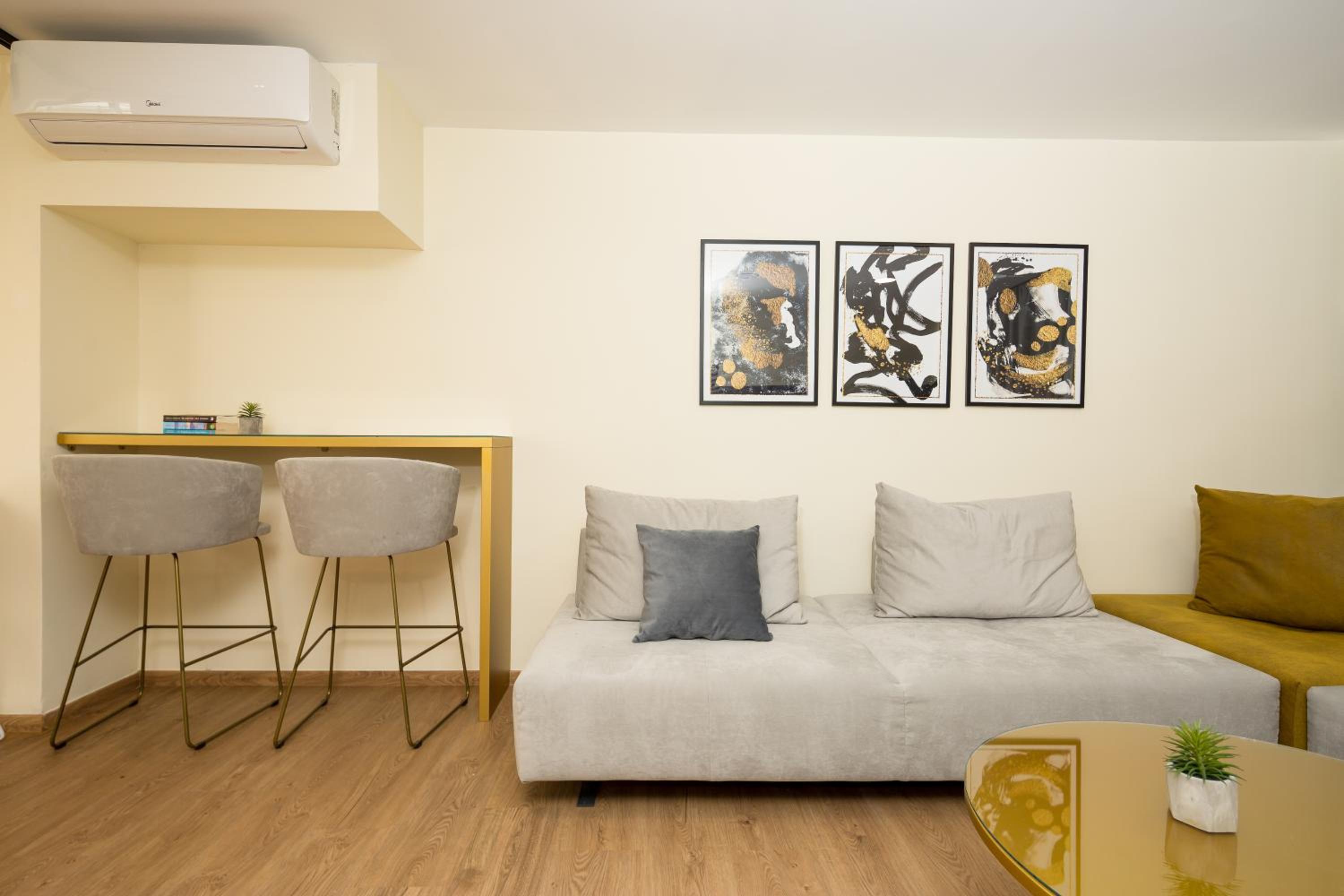 Family Suite photo 2