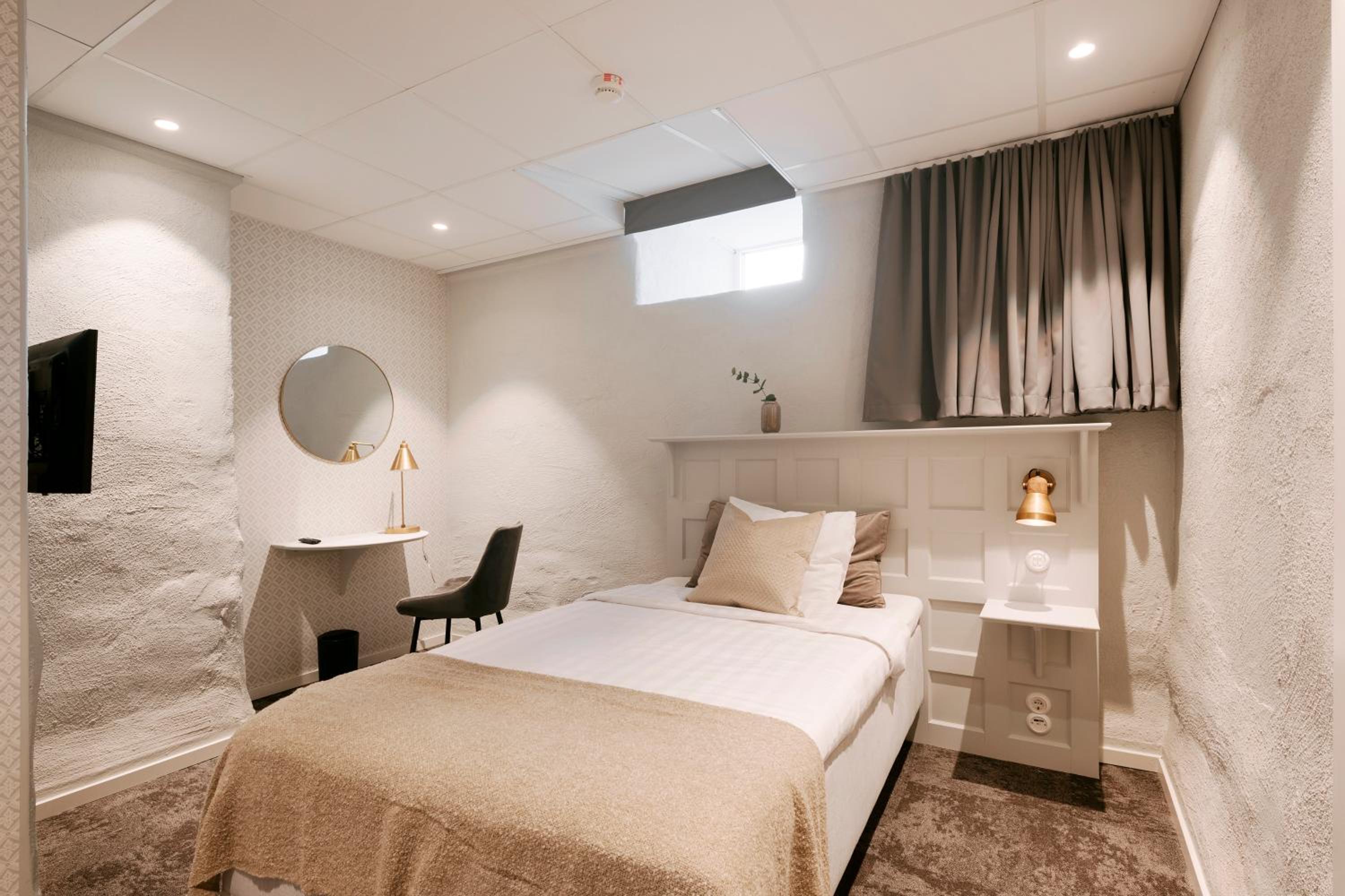 Double Room Queen - Photo 3