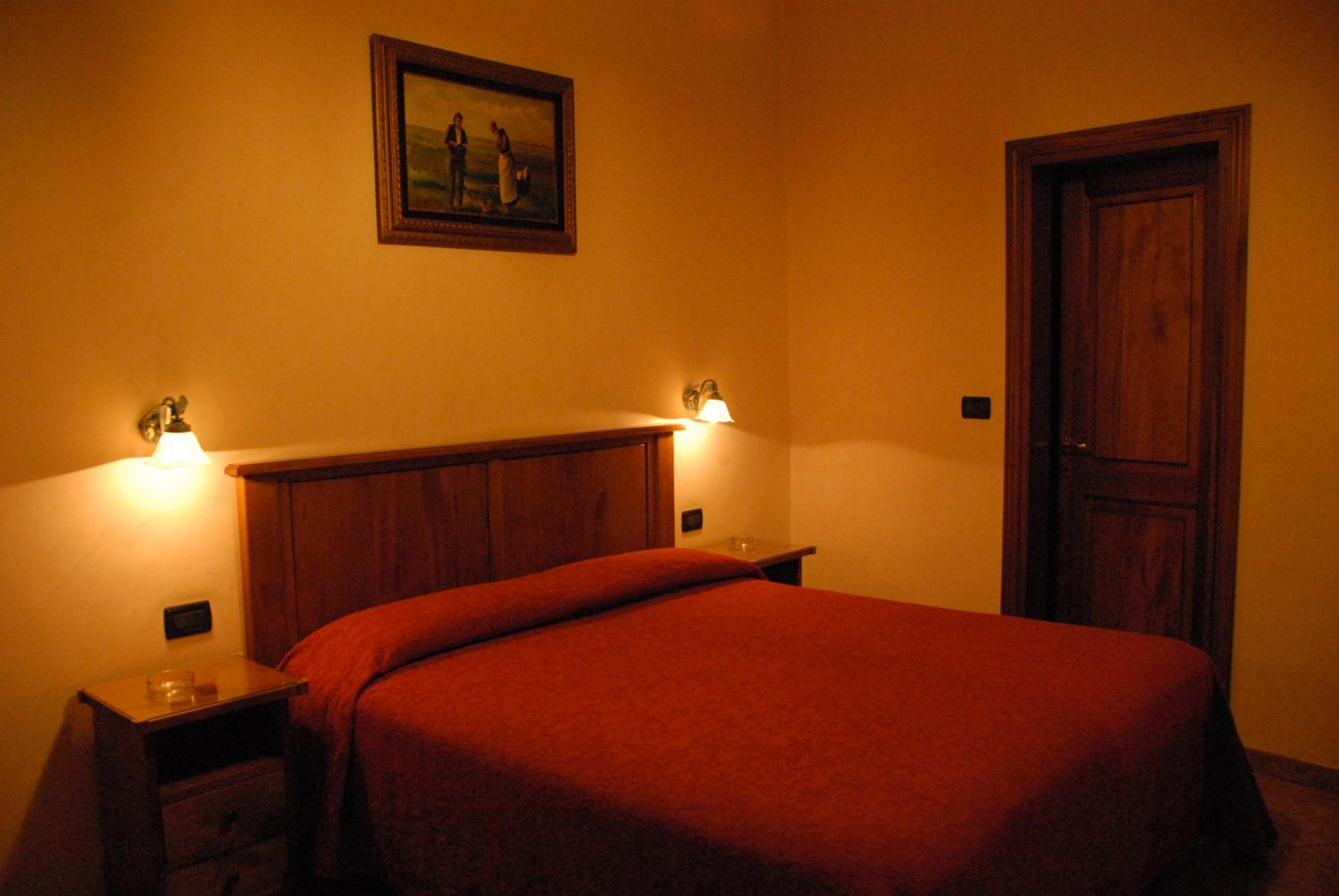 Double Room with Balcony photo 3