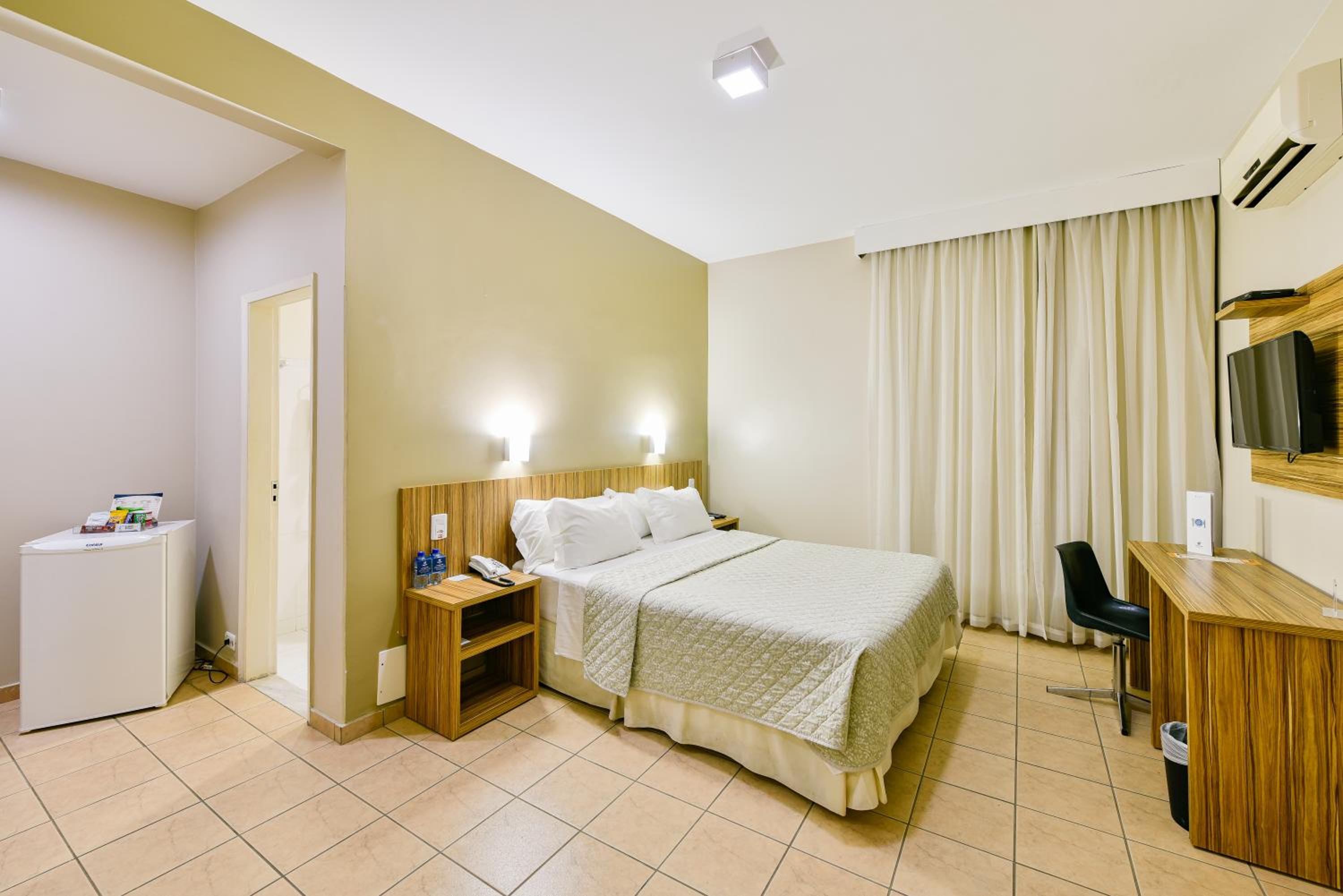 Standard Double Room - Photo 1