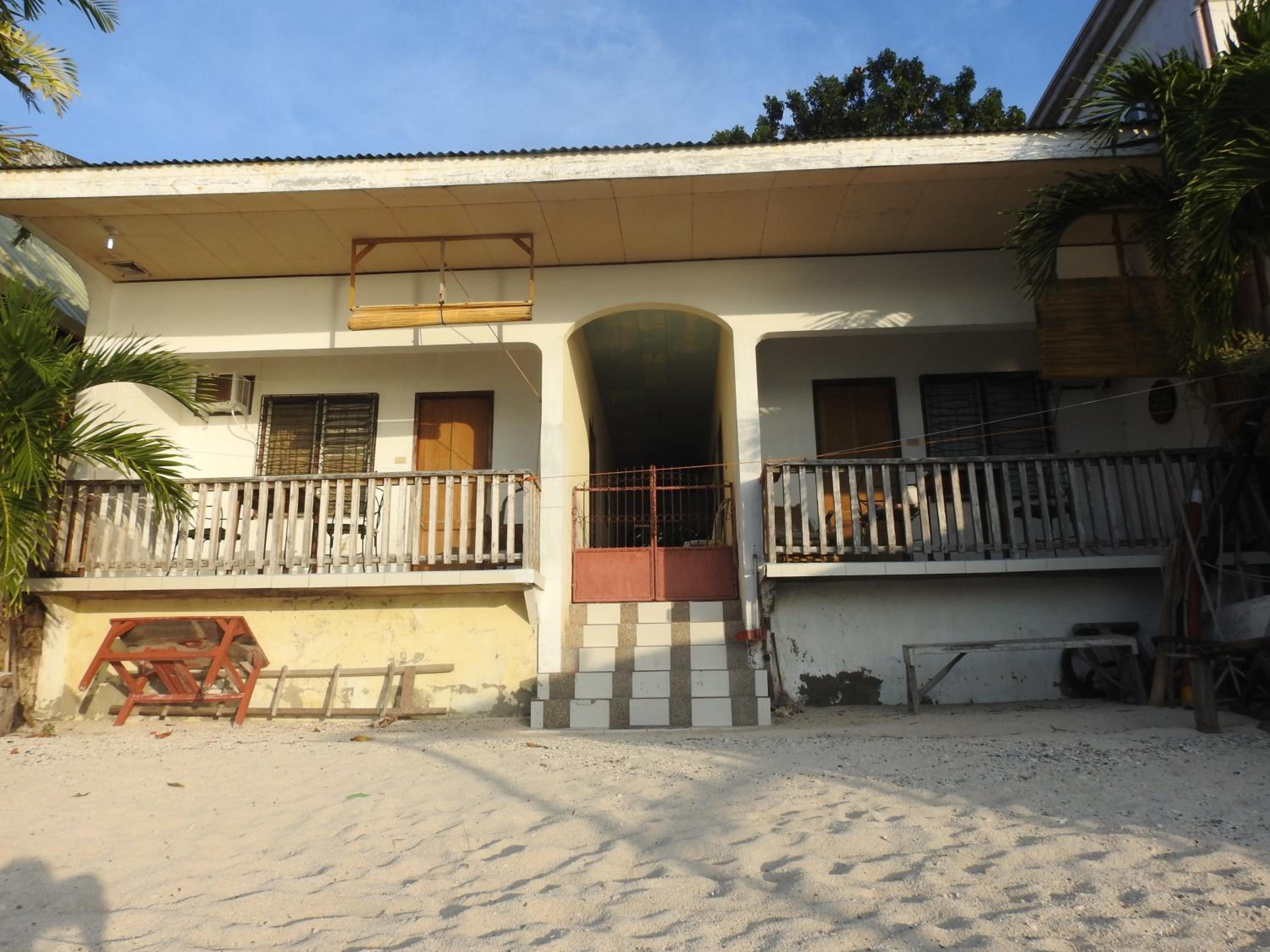 Deluxe Double or Twin Room with Ocean View photo 2