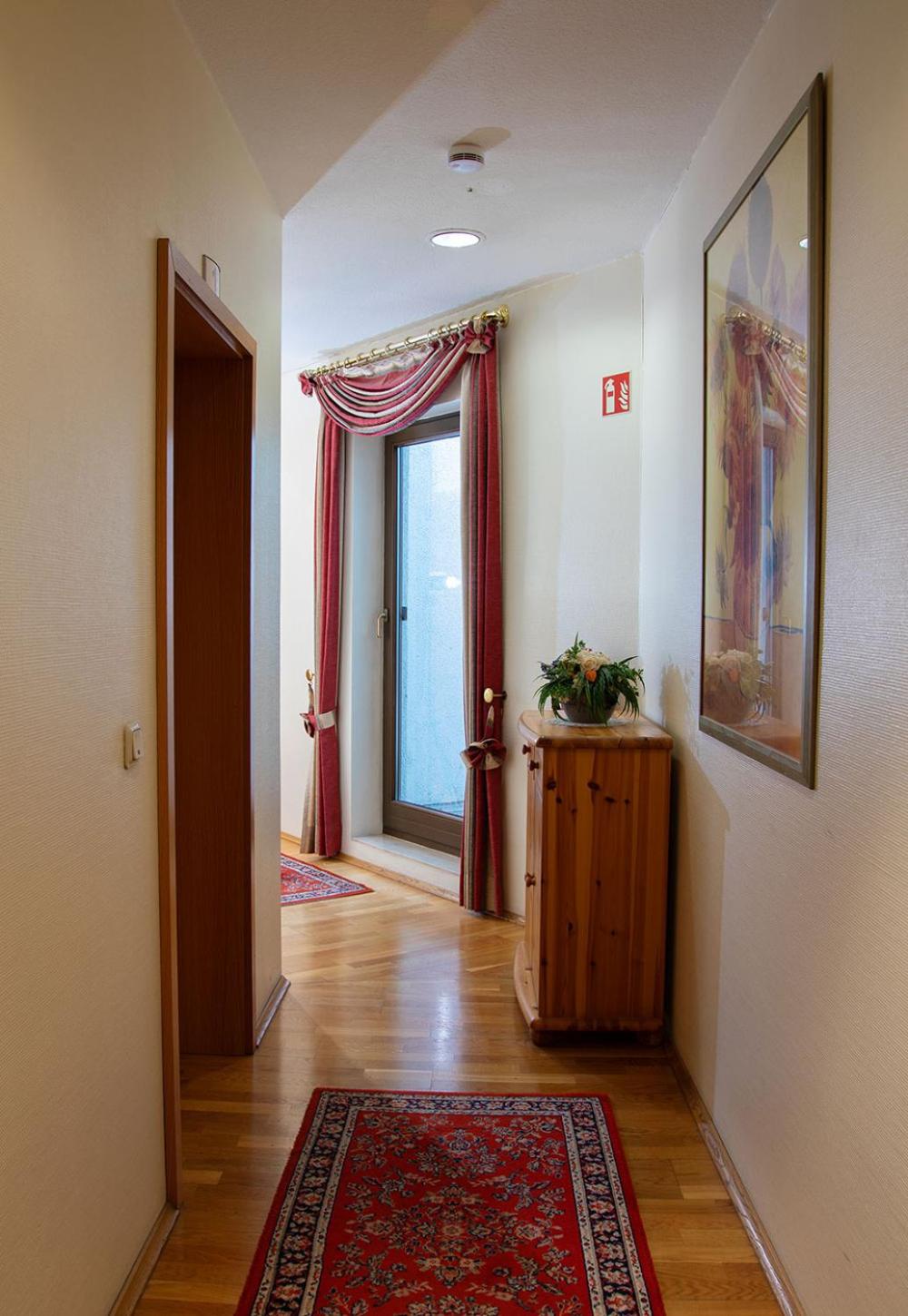 Double Room - Photo 8