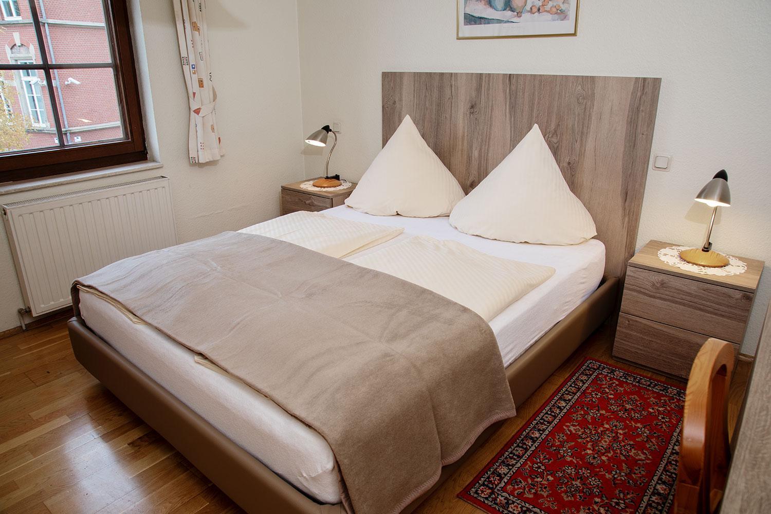 Double Room - Photo 6