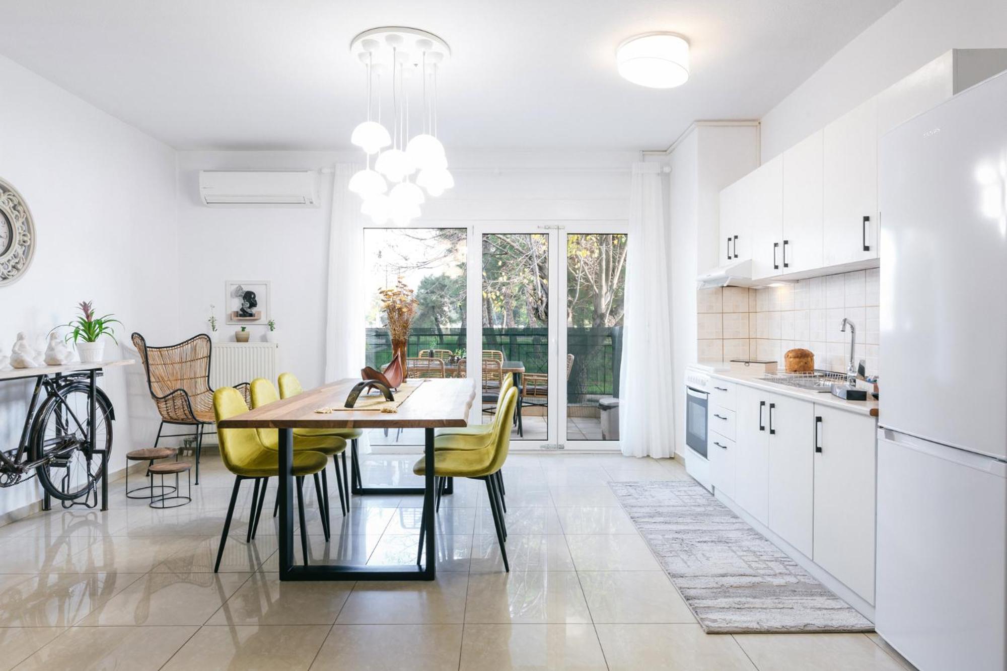 Three-Bedroom Apartment - Photo 46