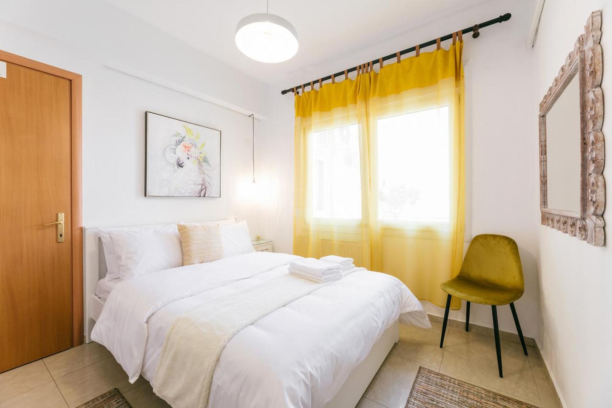 Three-Bedroom Apartment - Photo 25