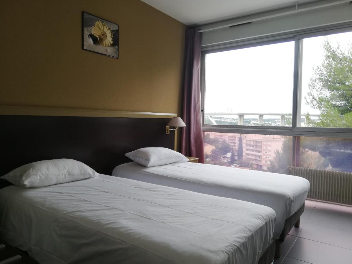 Standard Twin Room photo 1