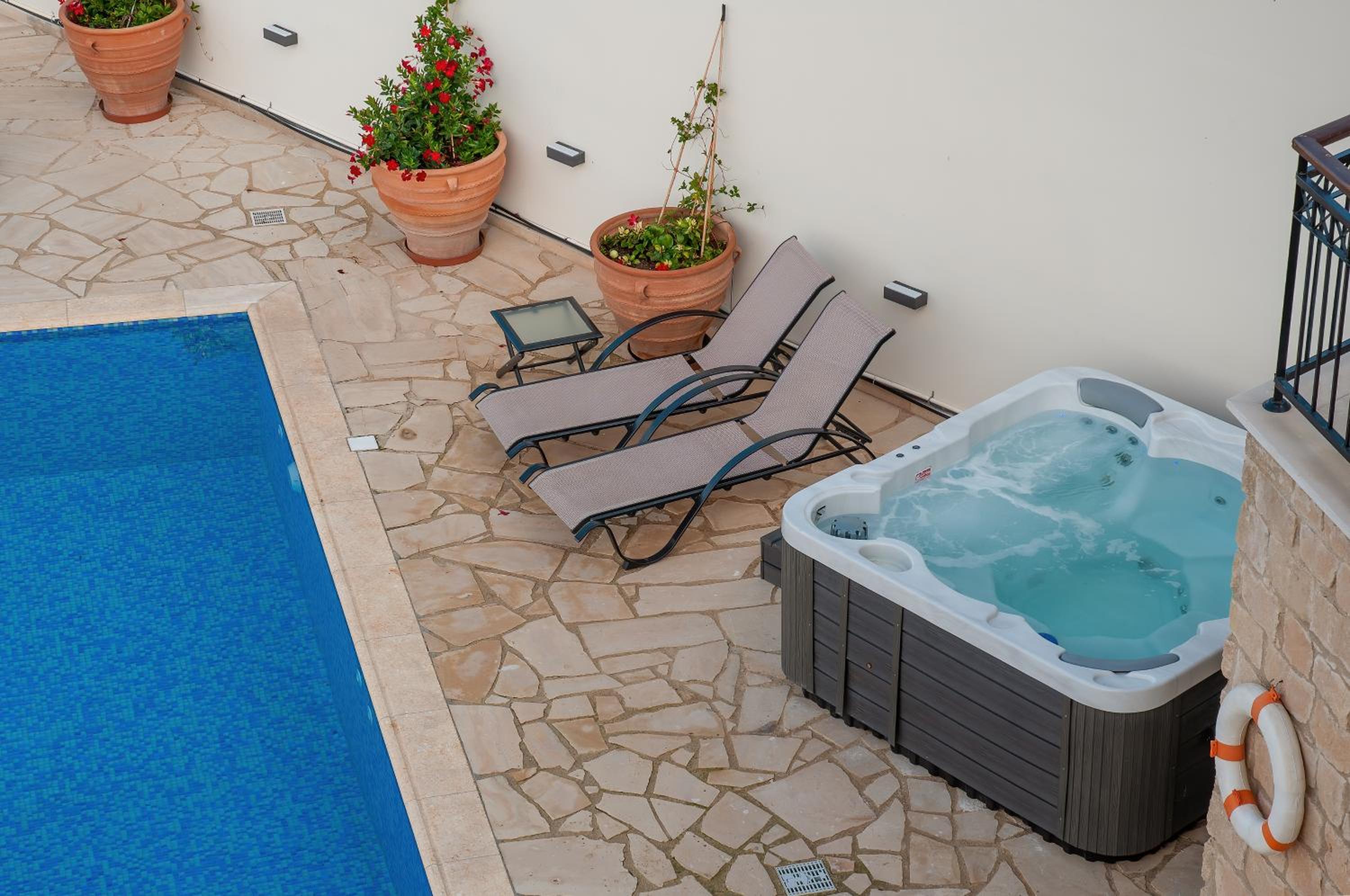 Villa with Private Pool photo 3