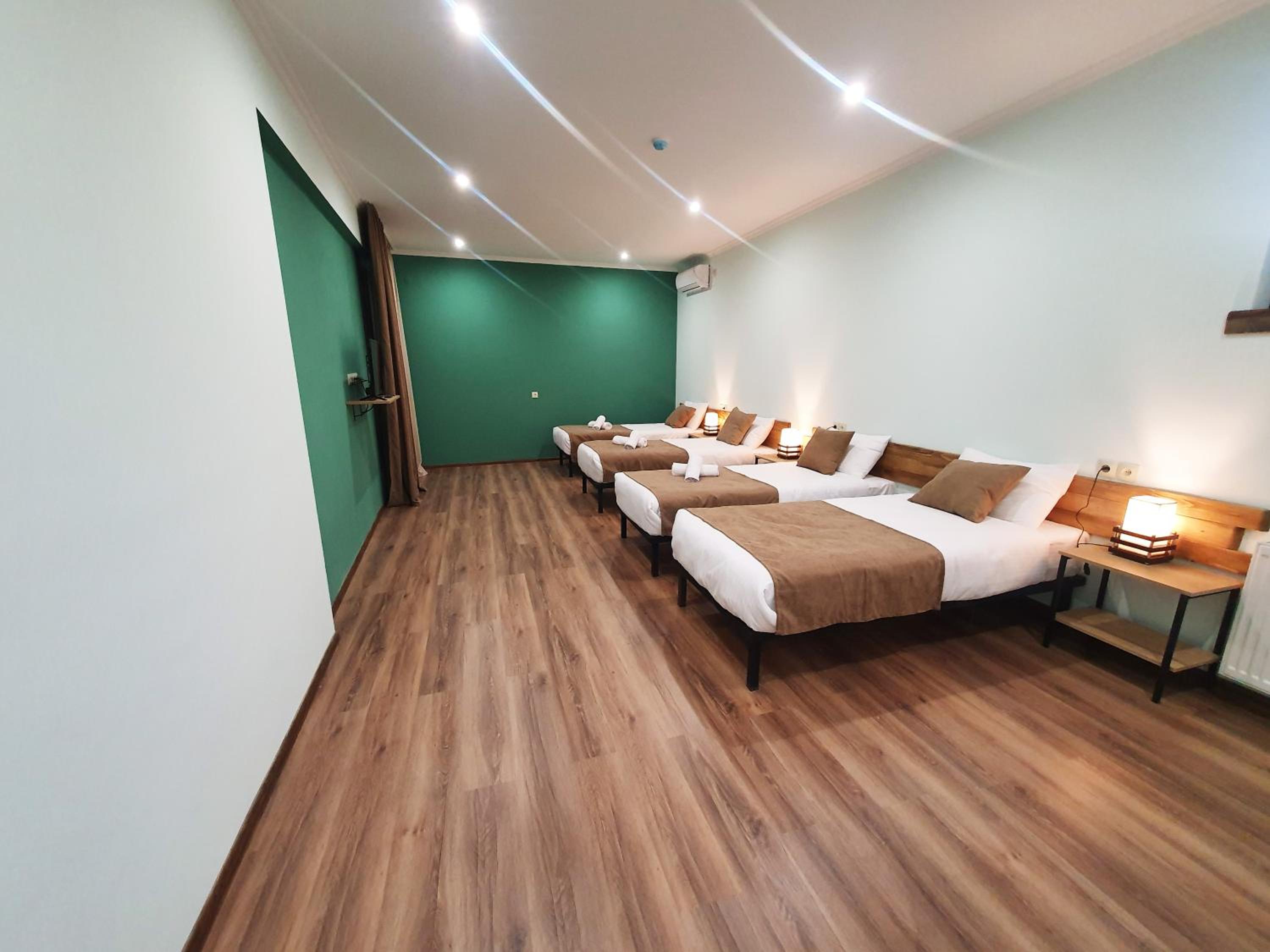 Comfort Quadruple Room