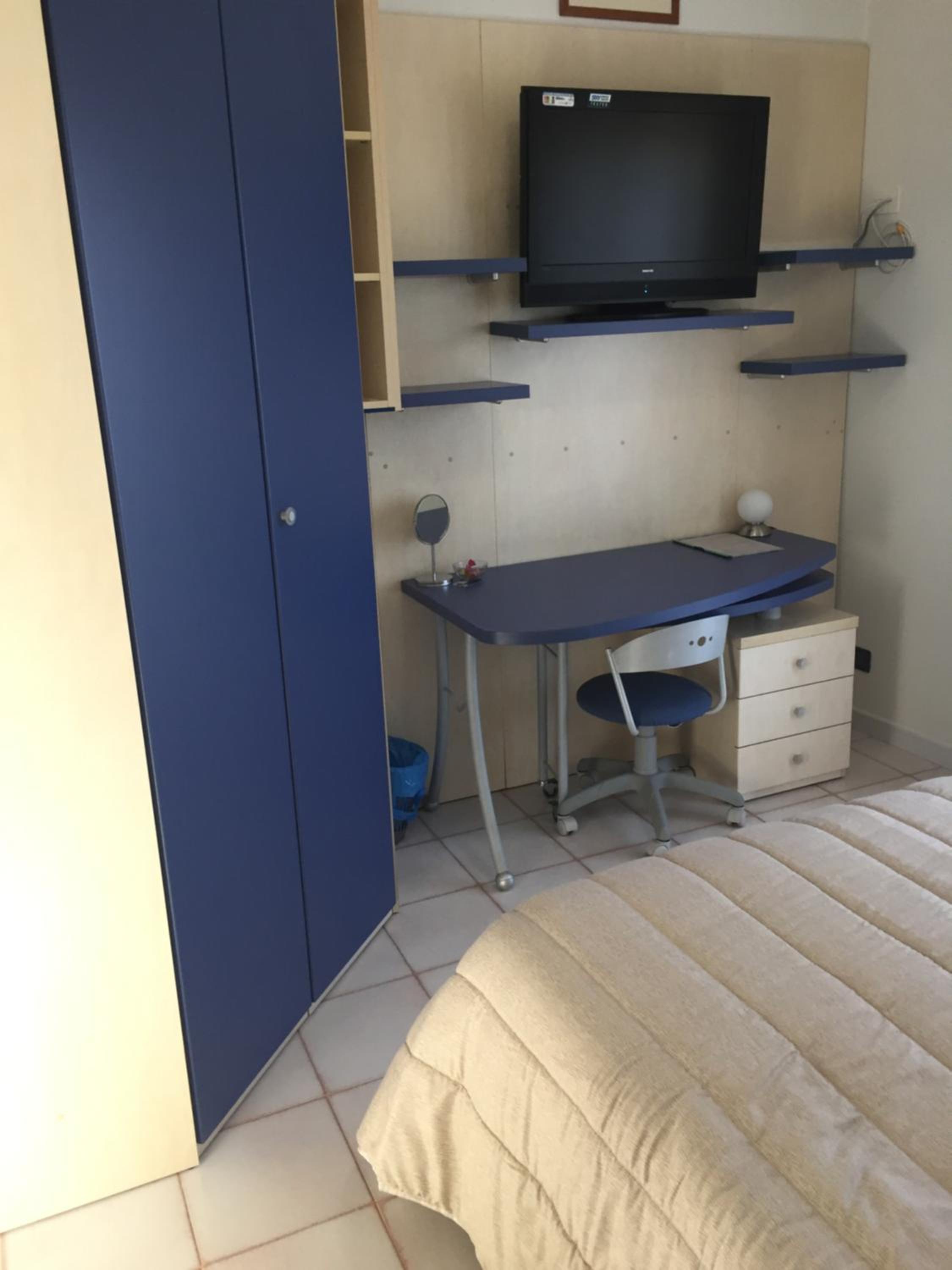 Double Room with Private Bathroom - Photo 7