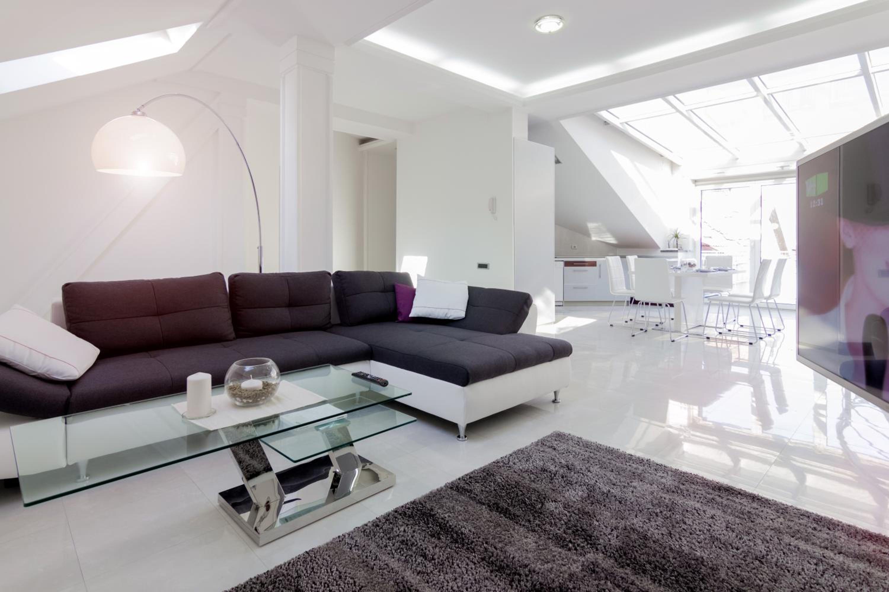 Luxury Two-Bedroom Apartment With Balcony