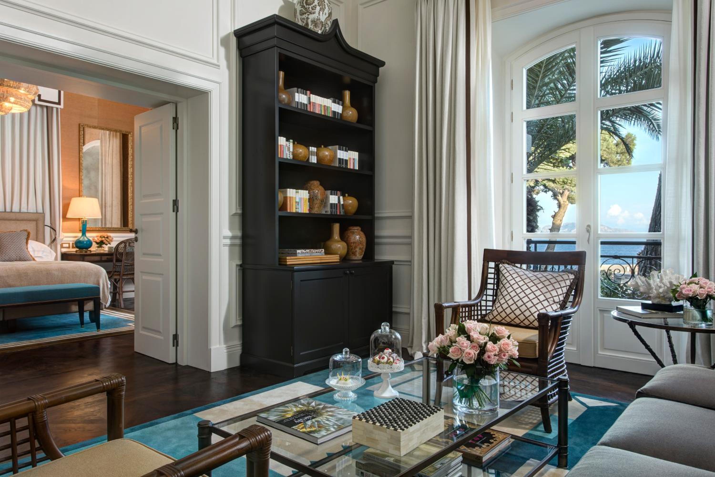 Suite with Sea View - Photo 4
