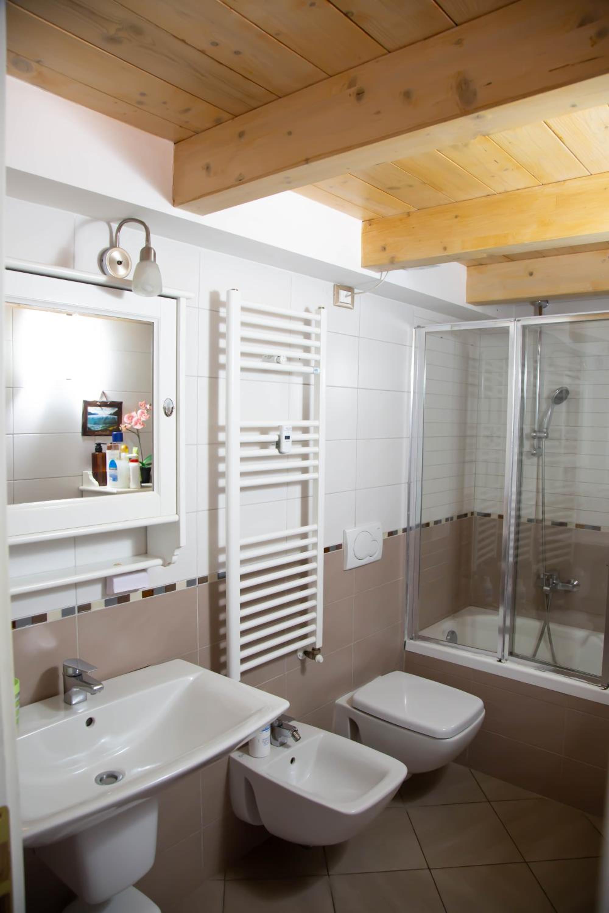 Apartment - Photo 4