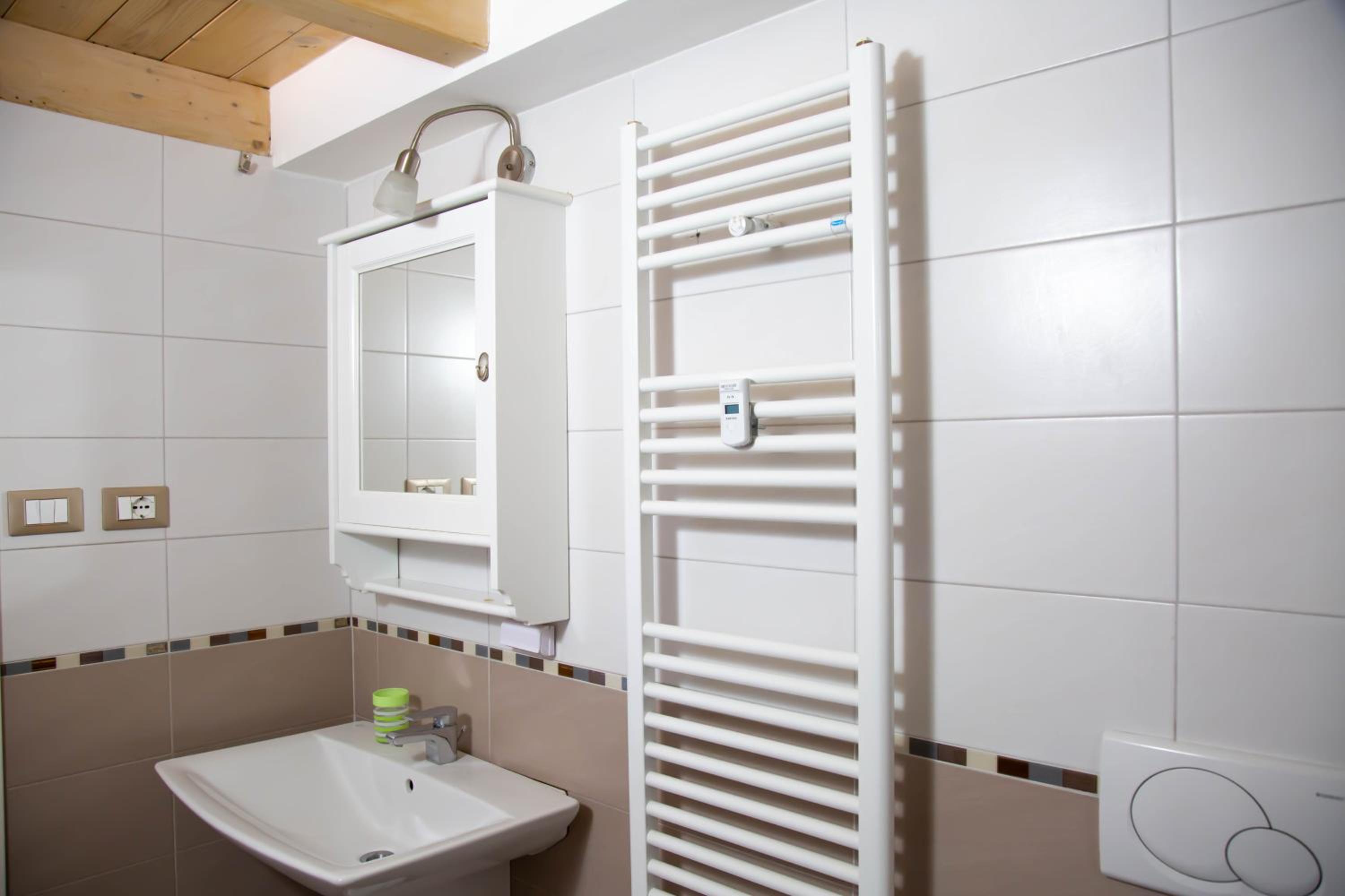 Apartment - Photo 2