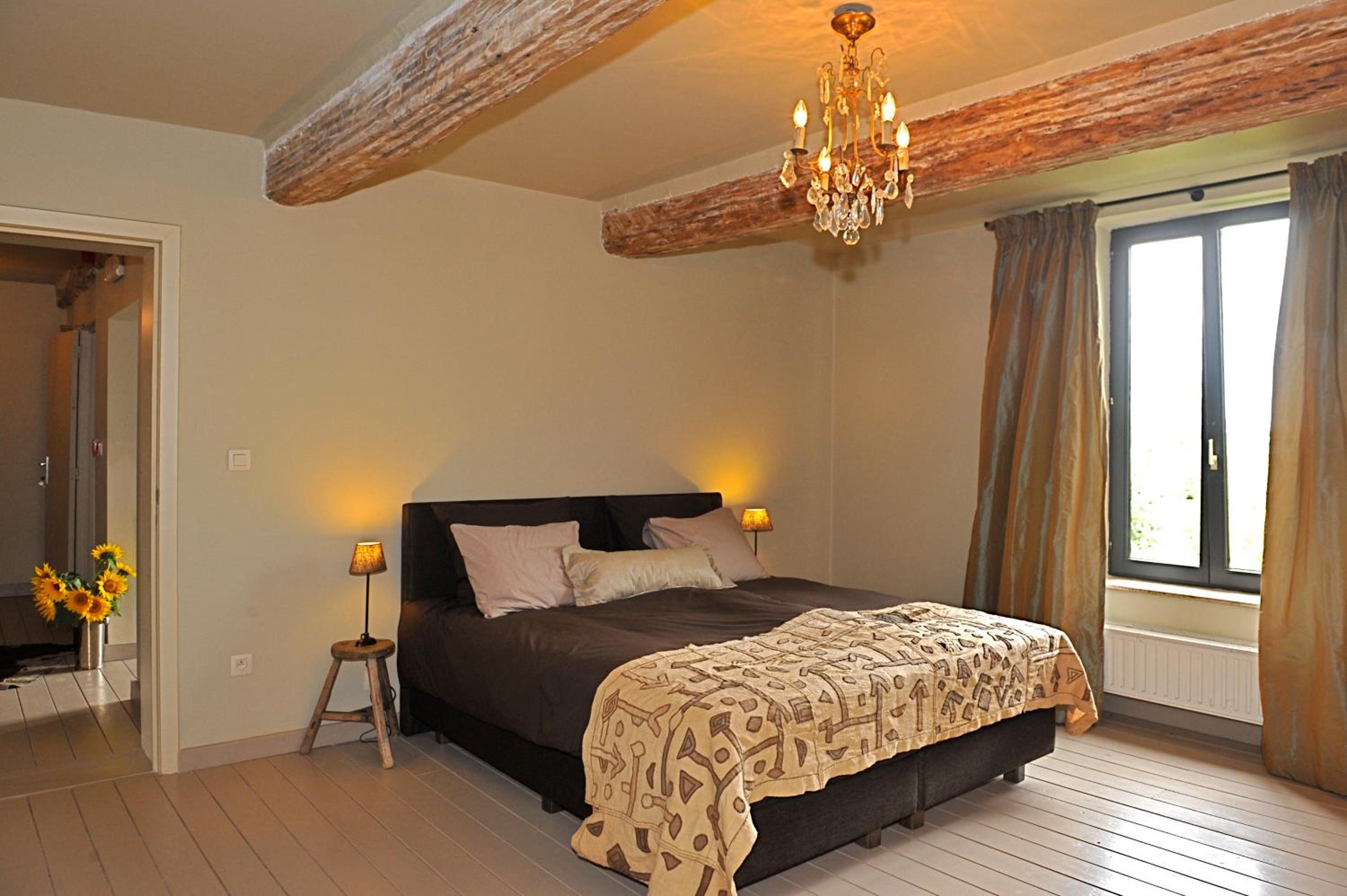 Deluxe King Room photo 3