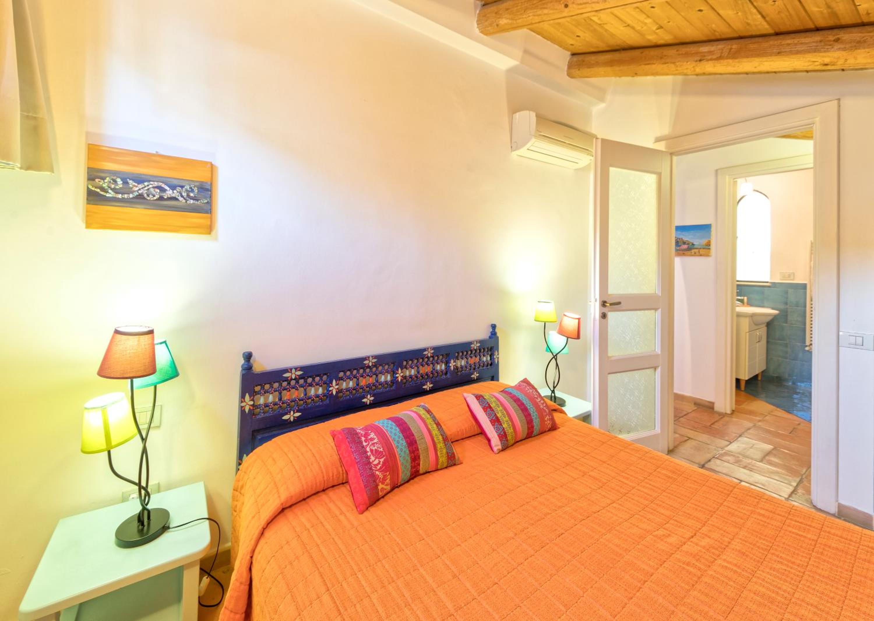 Suite with Sea View - Photo 17