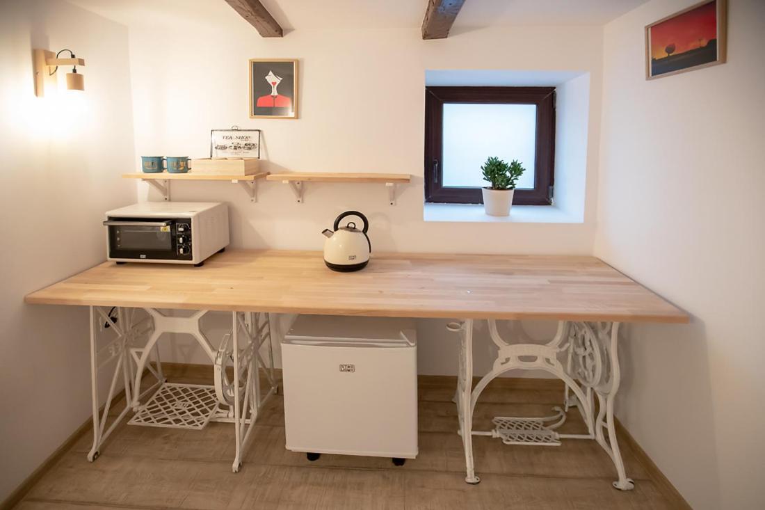 Double or Twin Room with Terrace - Photo 3