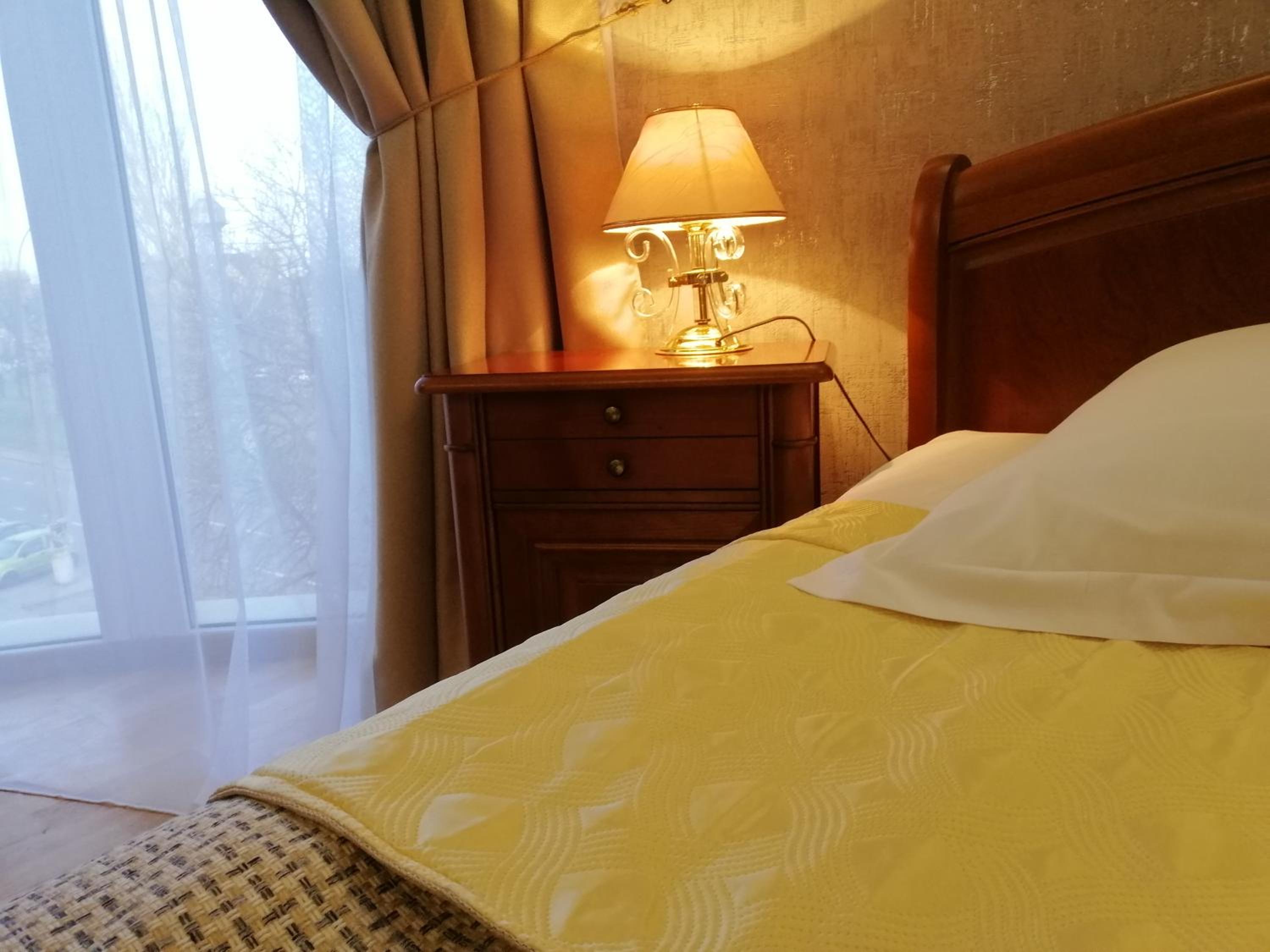 Deluxe Double Room with Balcony photo 3
