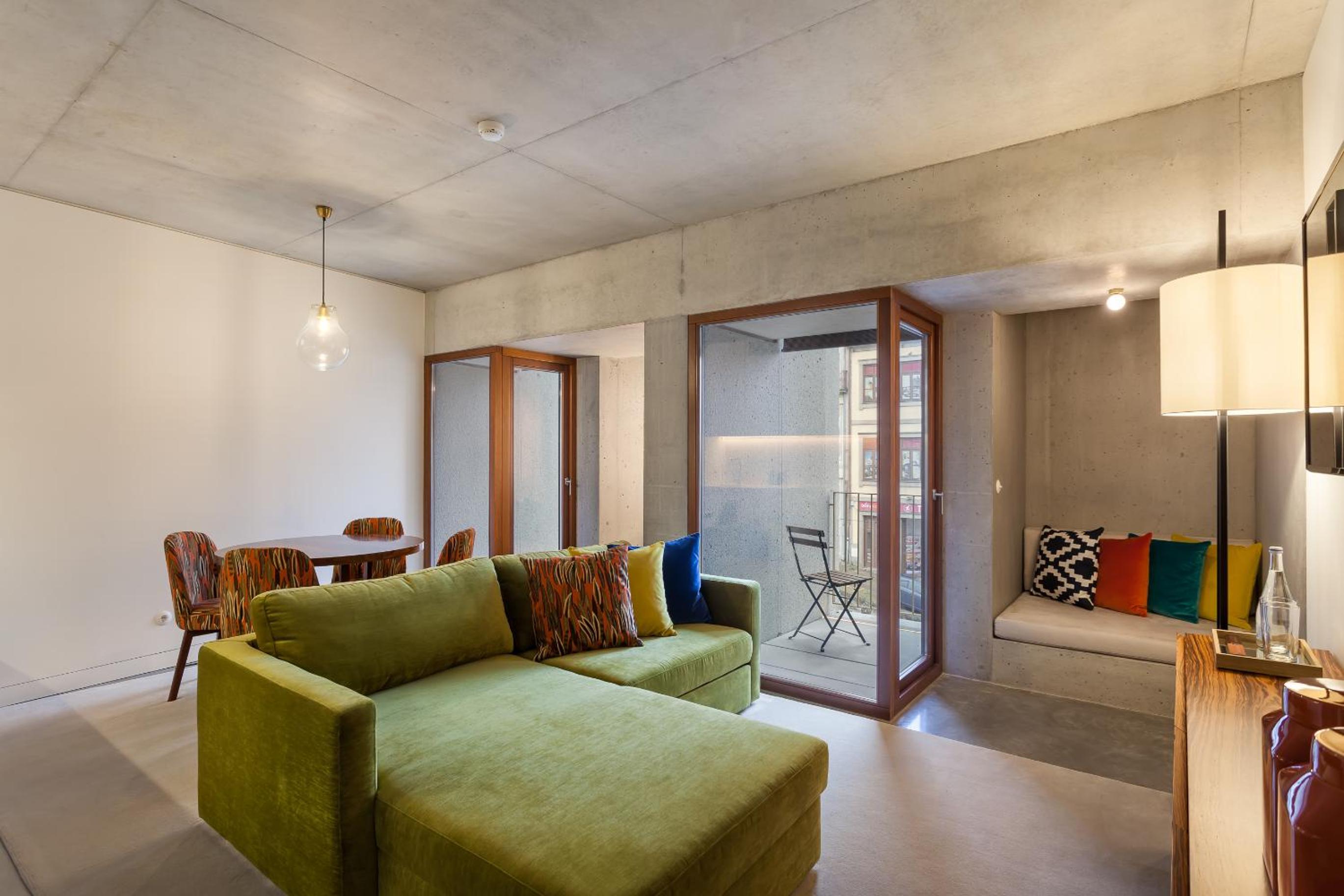 One-Bedroom Apartment - Photo 6