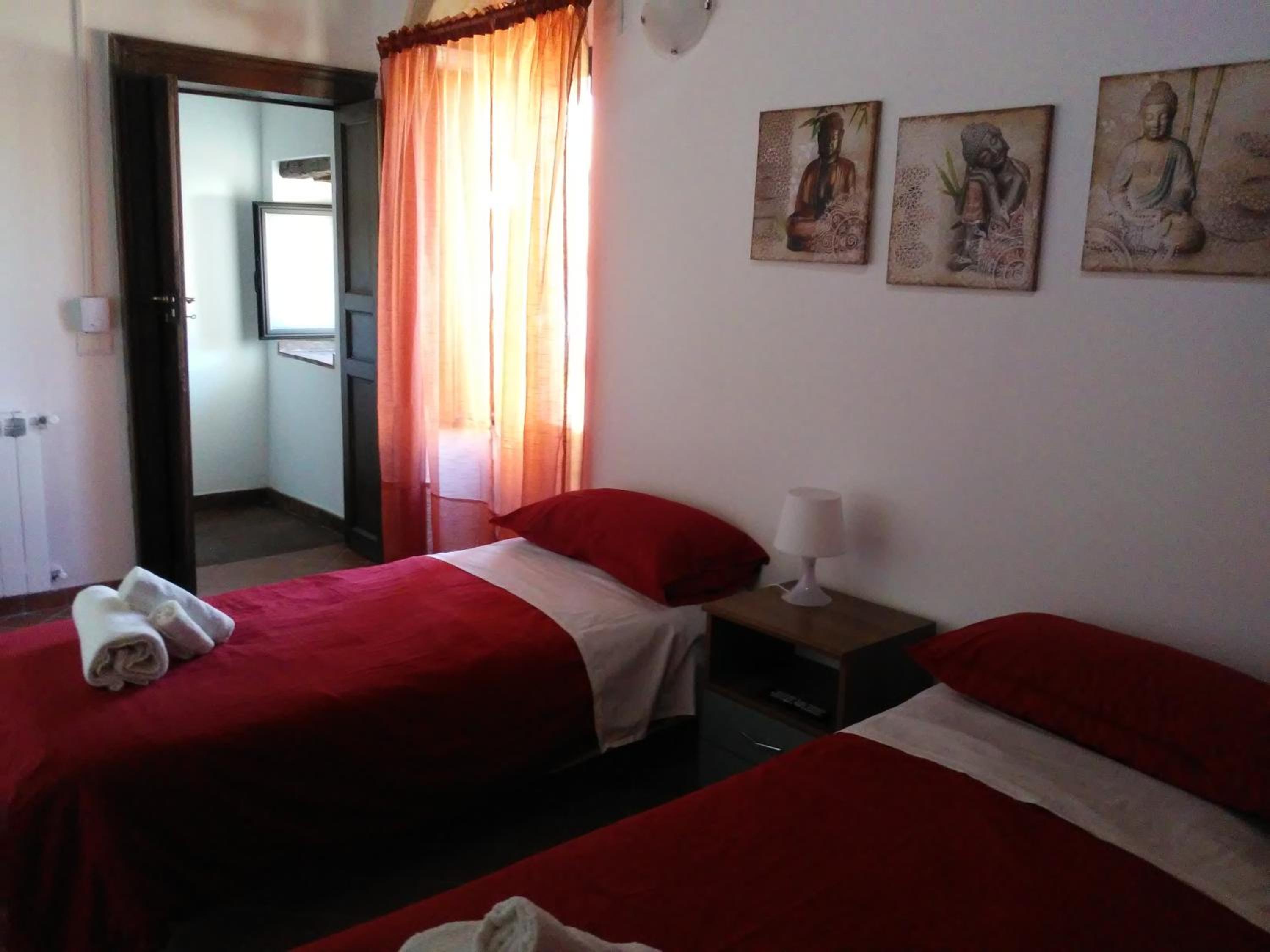 Double or Twin Room with Private Bathroom photo 2