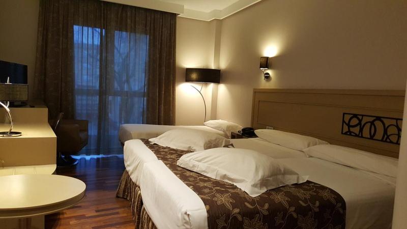Habitación #36032828
