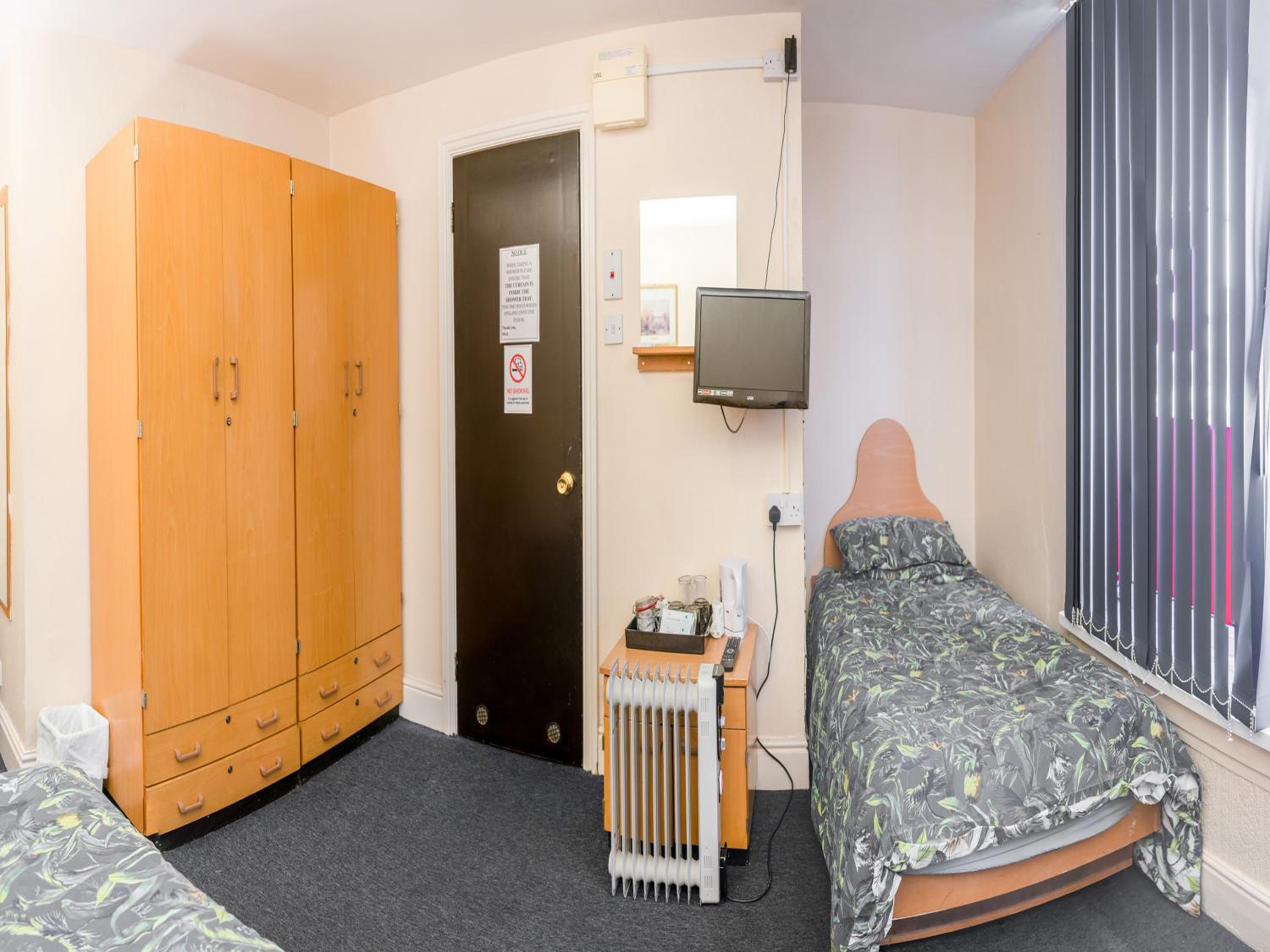 Standard Triple Room - Photo 1