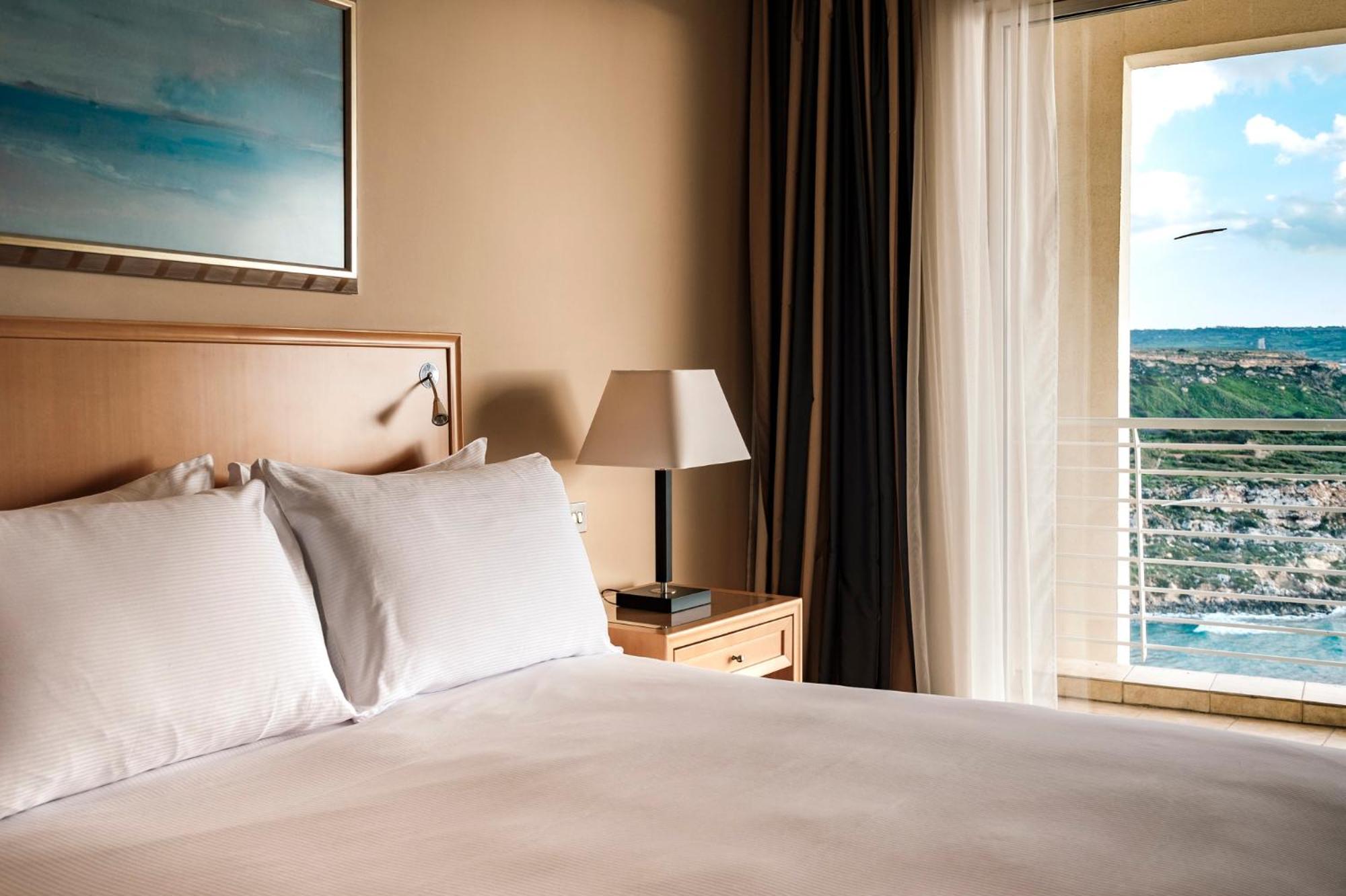 Suite with Sea View - Photo 8