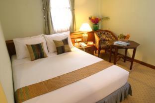 Standard Twin Room photo 3