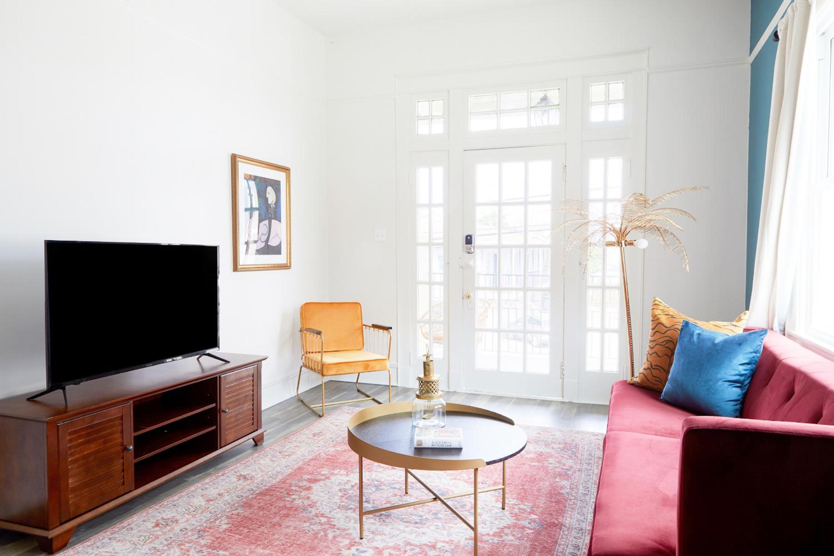 Three-Bedroom Apartment With Balcony