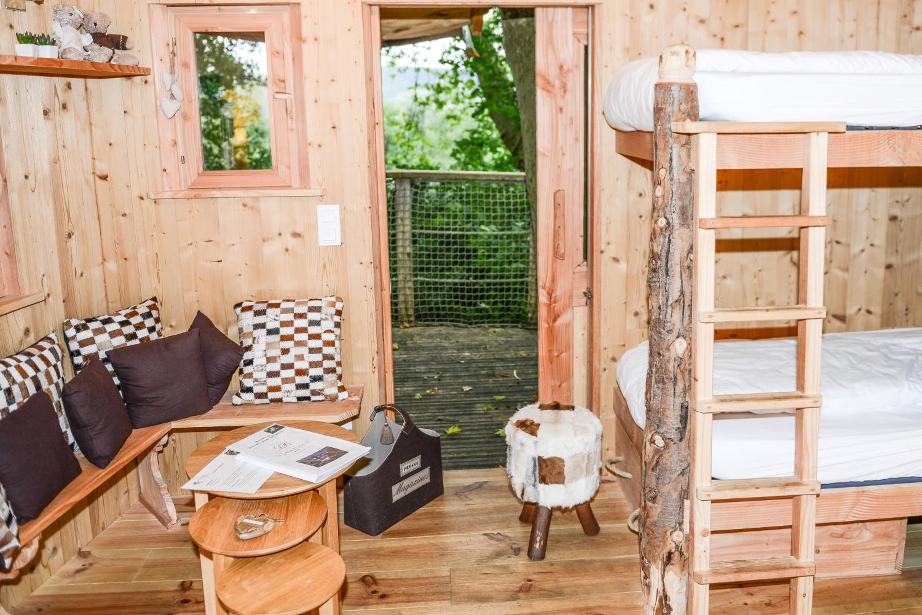 Caban Q - Photo 1