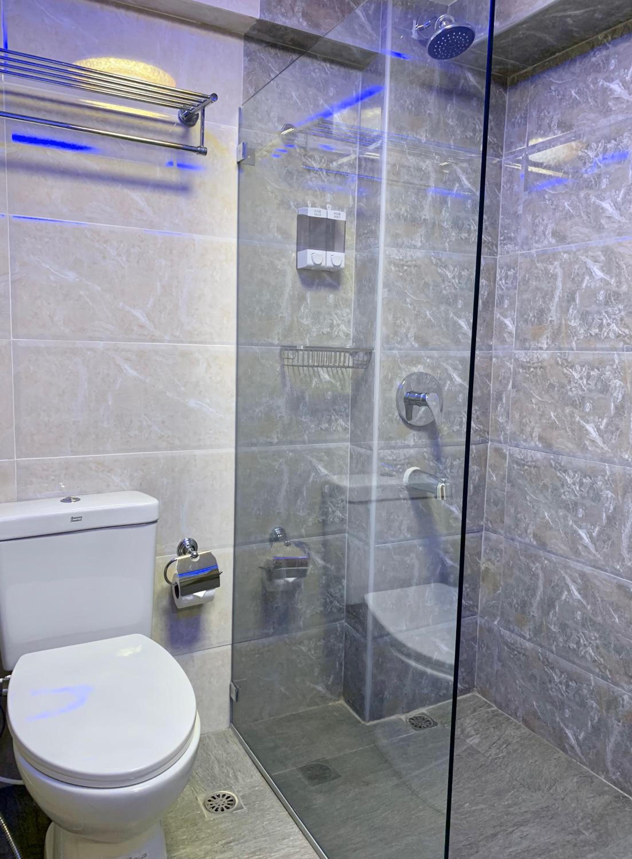 Standard Studio Suite - Photo 1