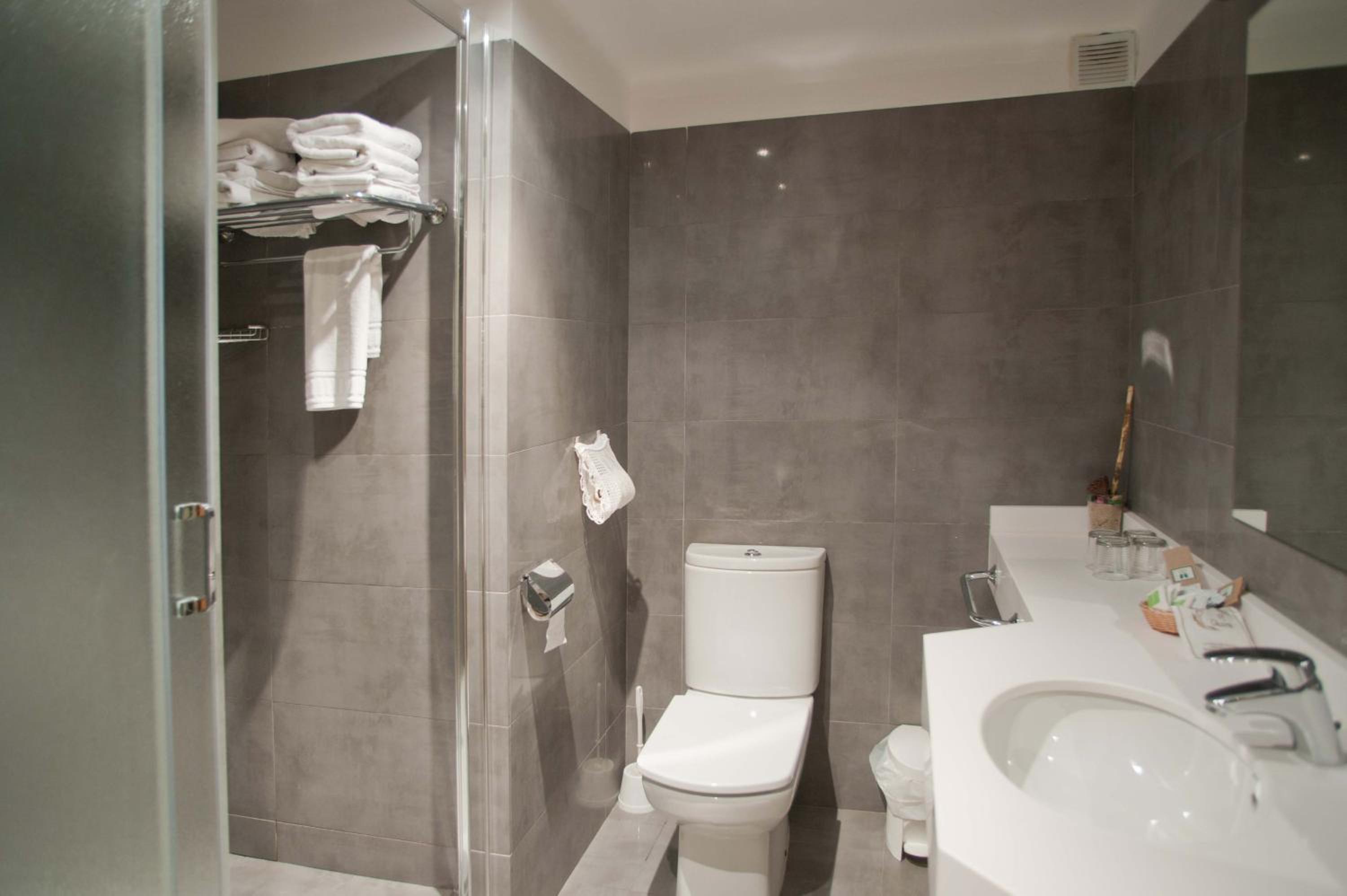 Comfort Double or Twin Room photo 3