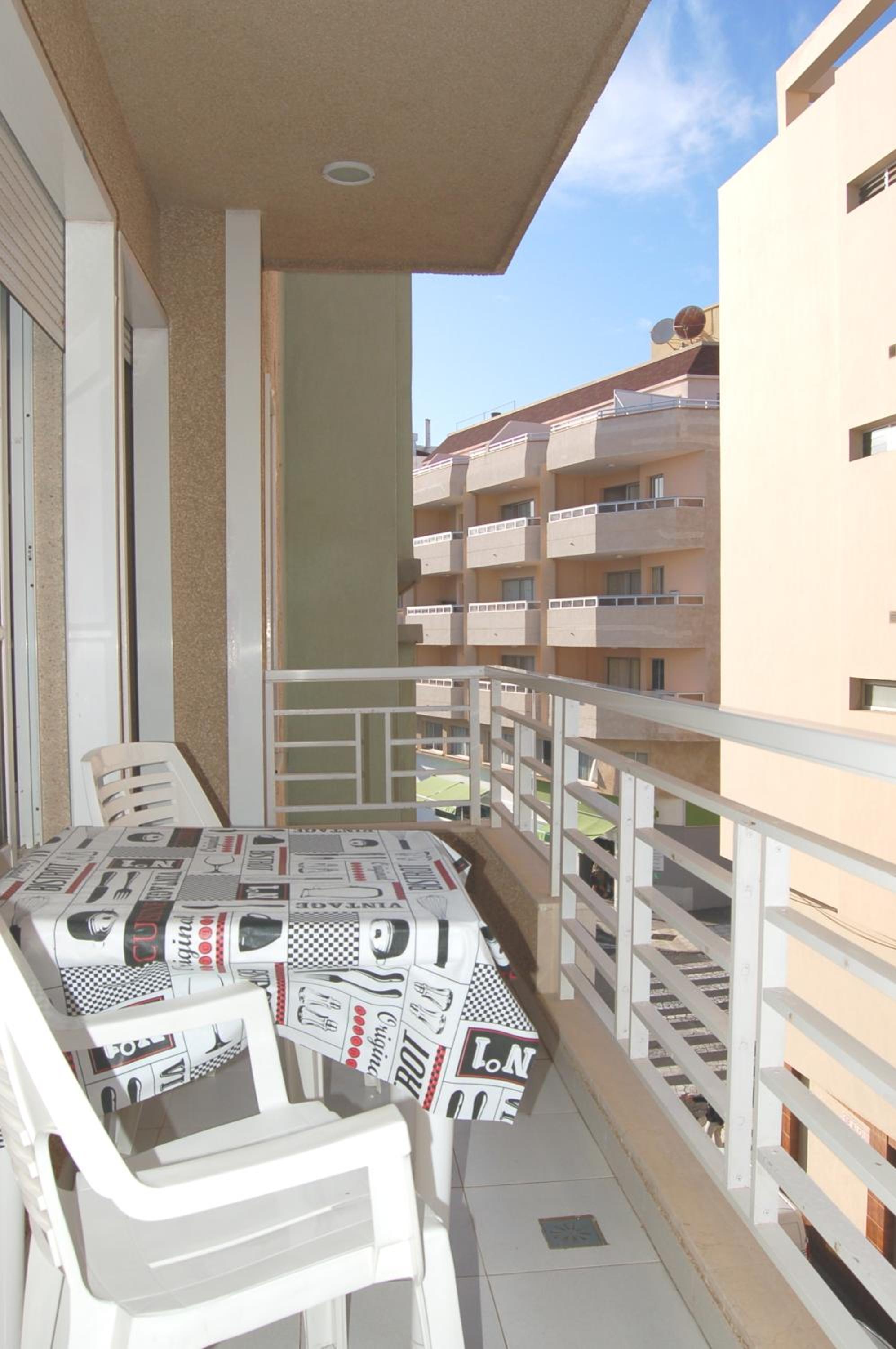 Apartment with City View photo 2