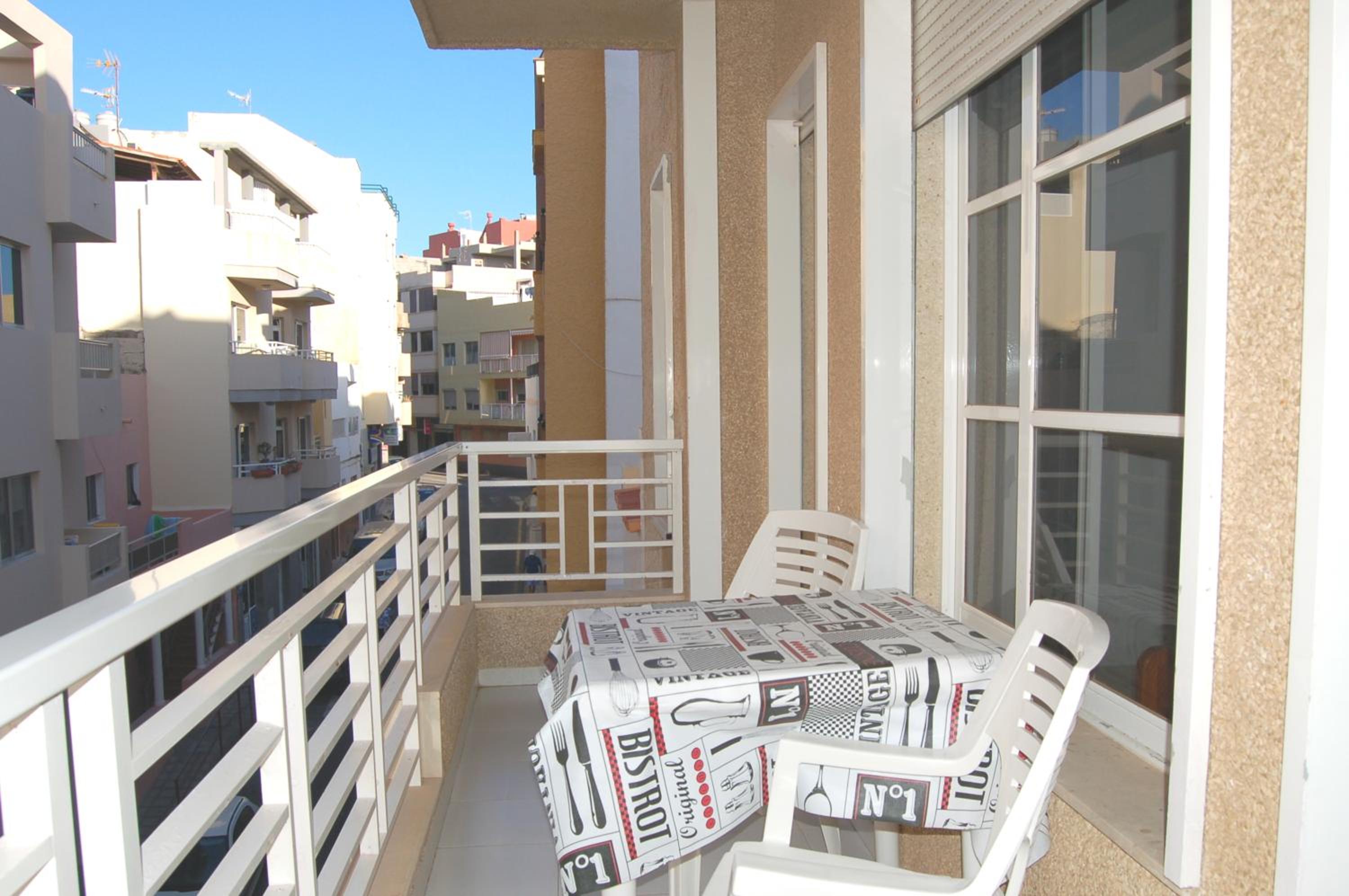 Apartment with City View photo 3