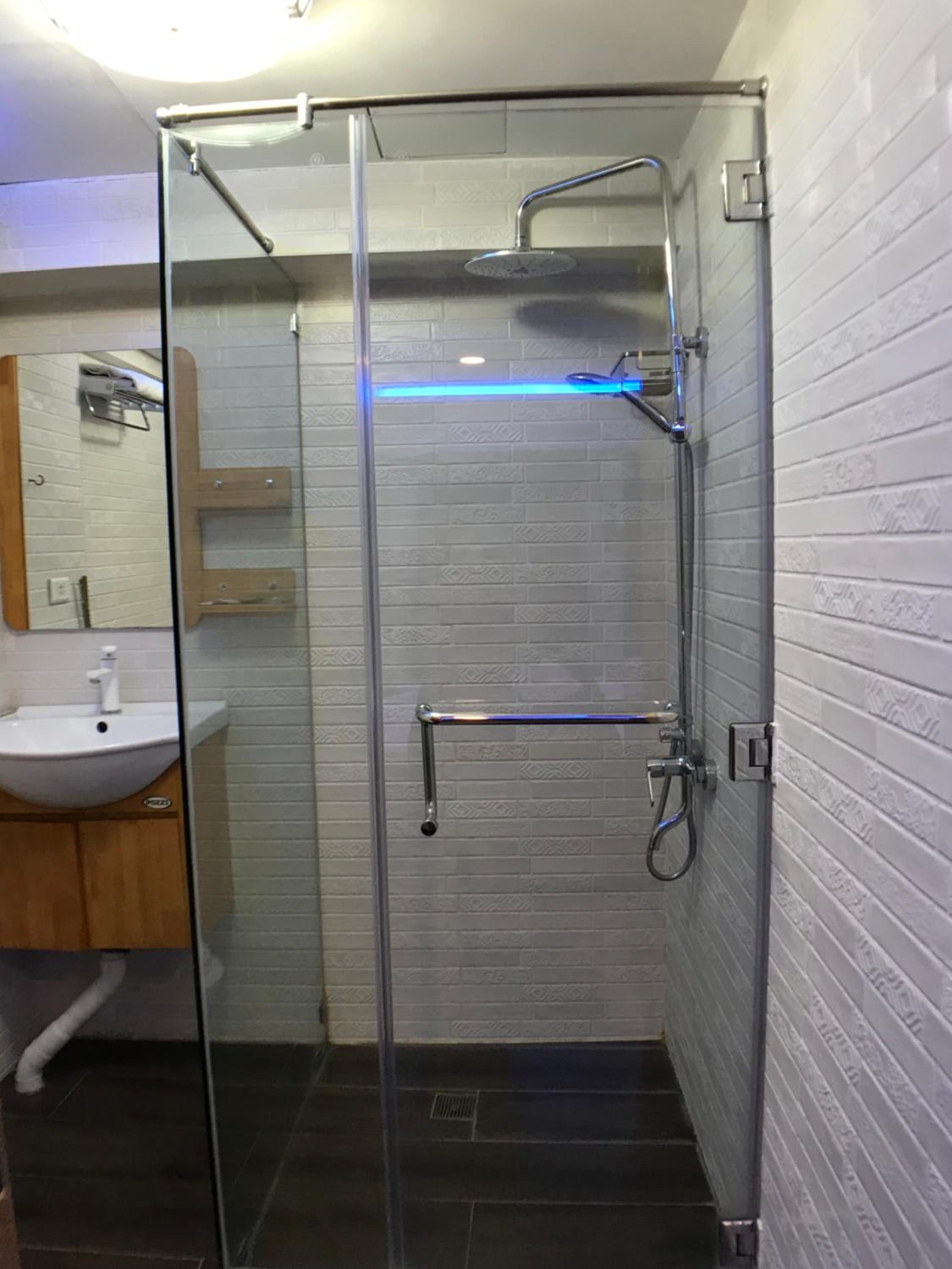 Standard Studio Suite - Photo 6