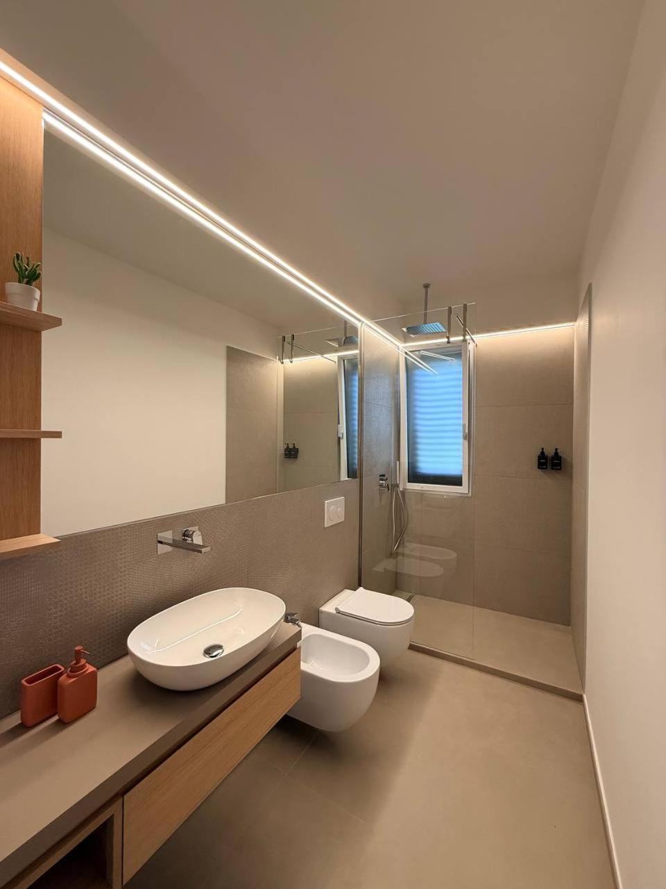 One-Bedroom House photo 2