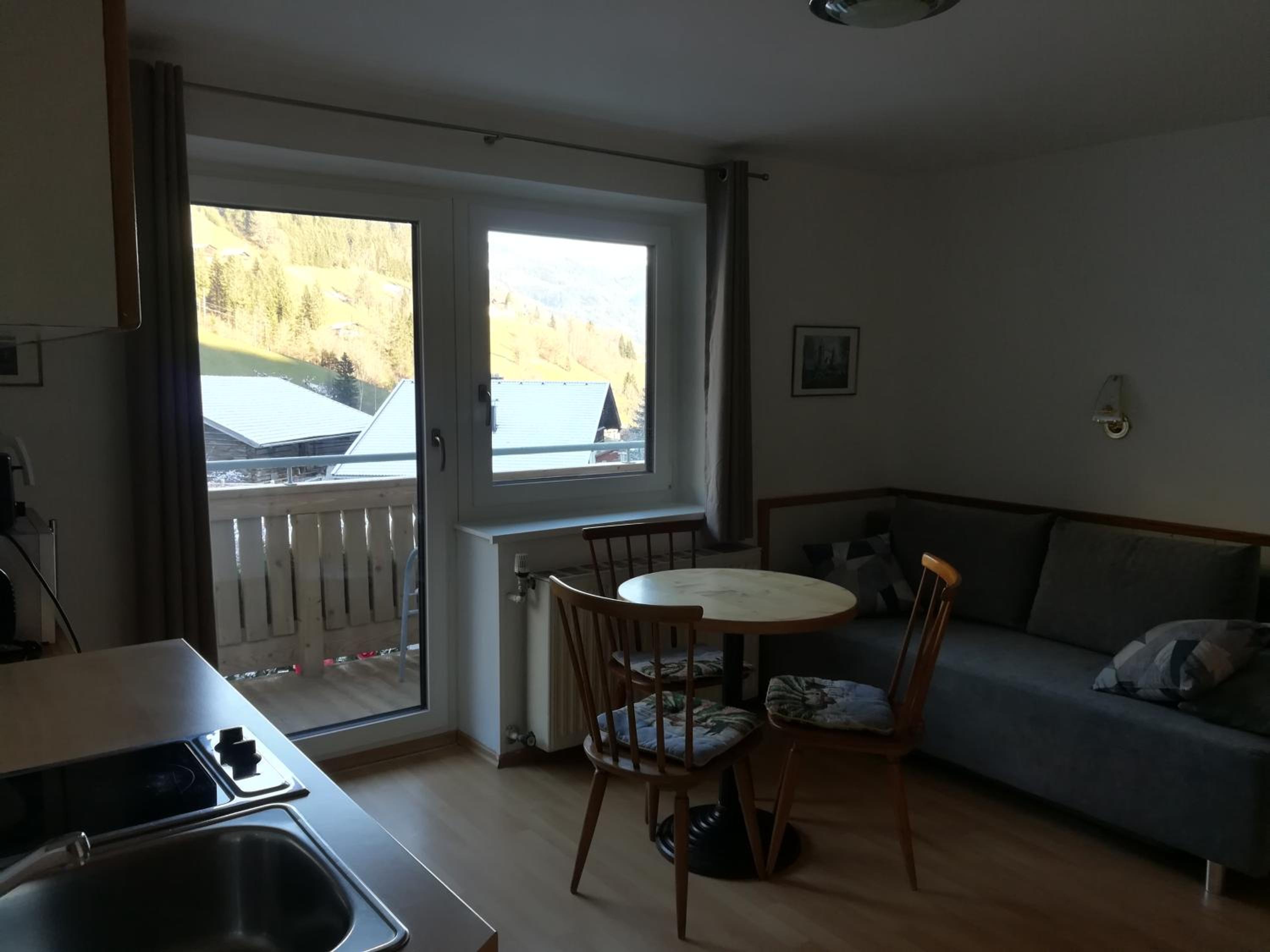 One-bedroom apartment with balcony (3-4 adults) photo 1