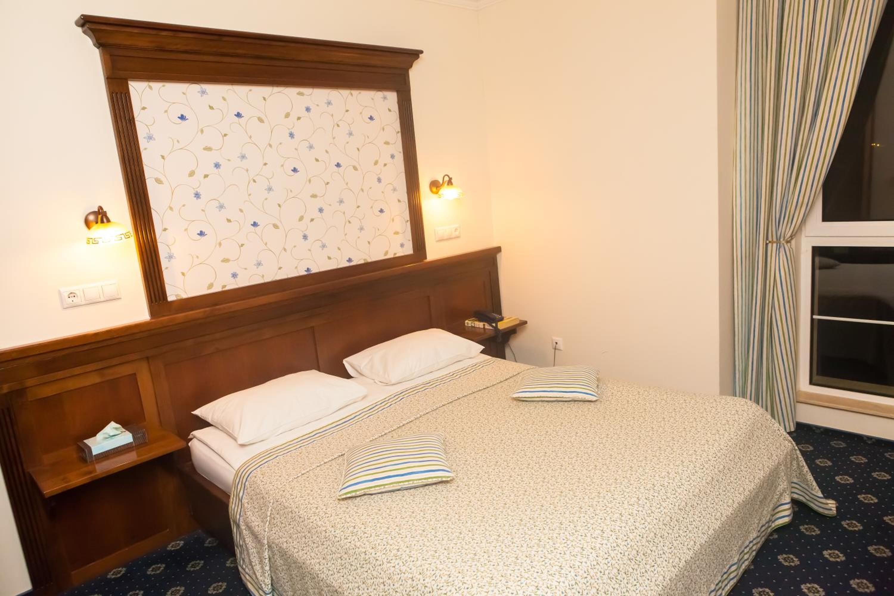 Double or Twin Room photo 1