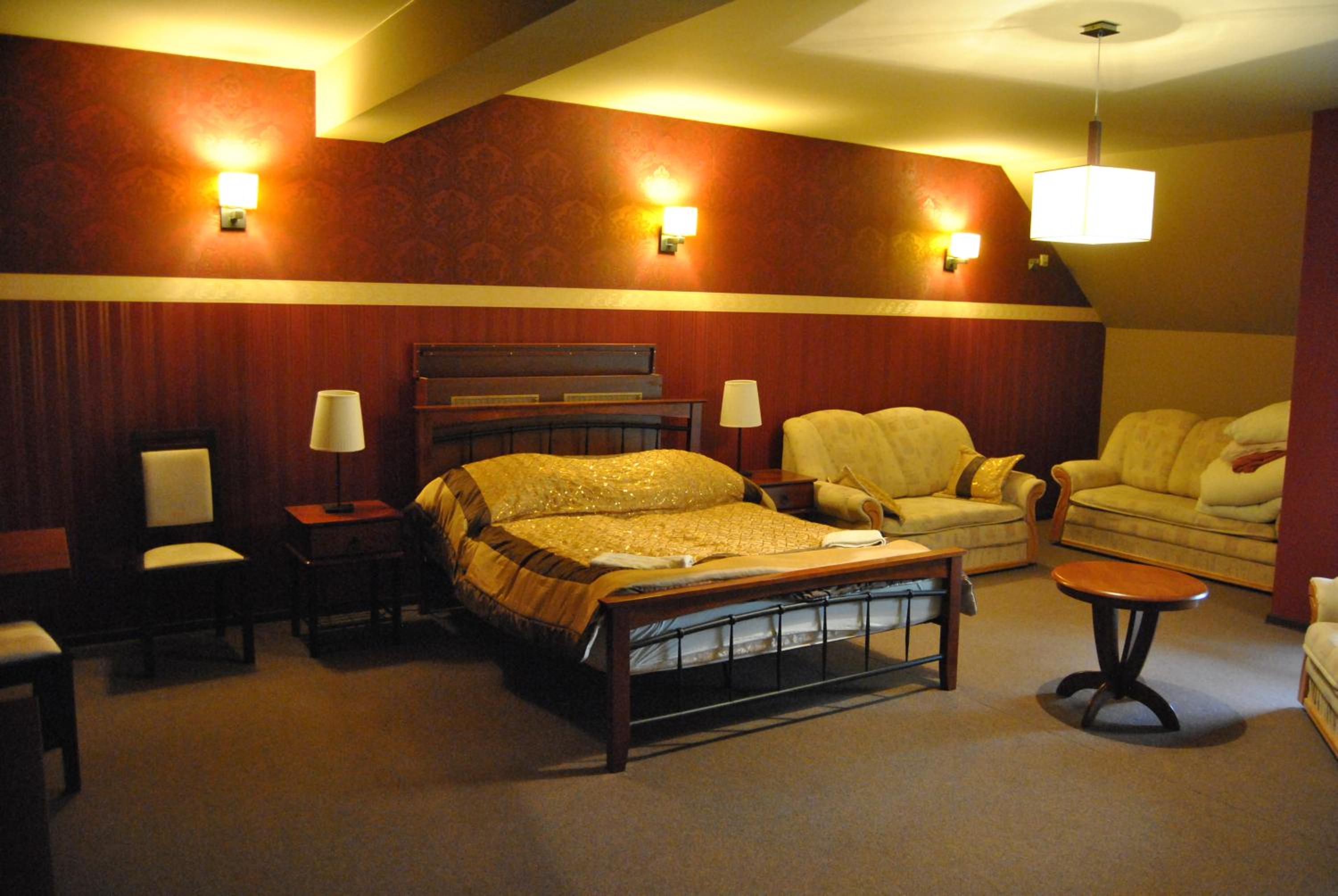 Suite - Photo 2