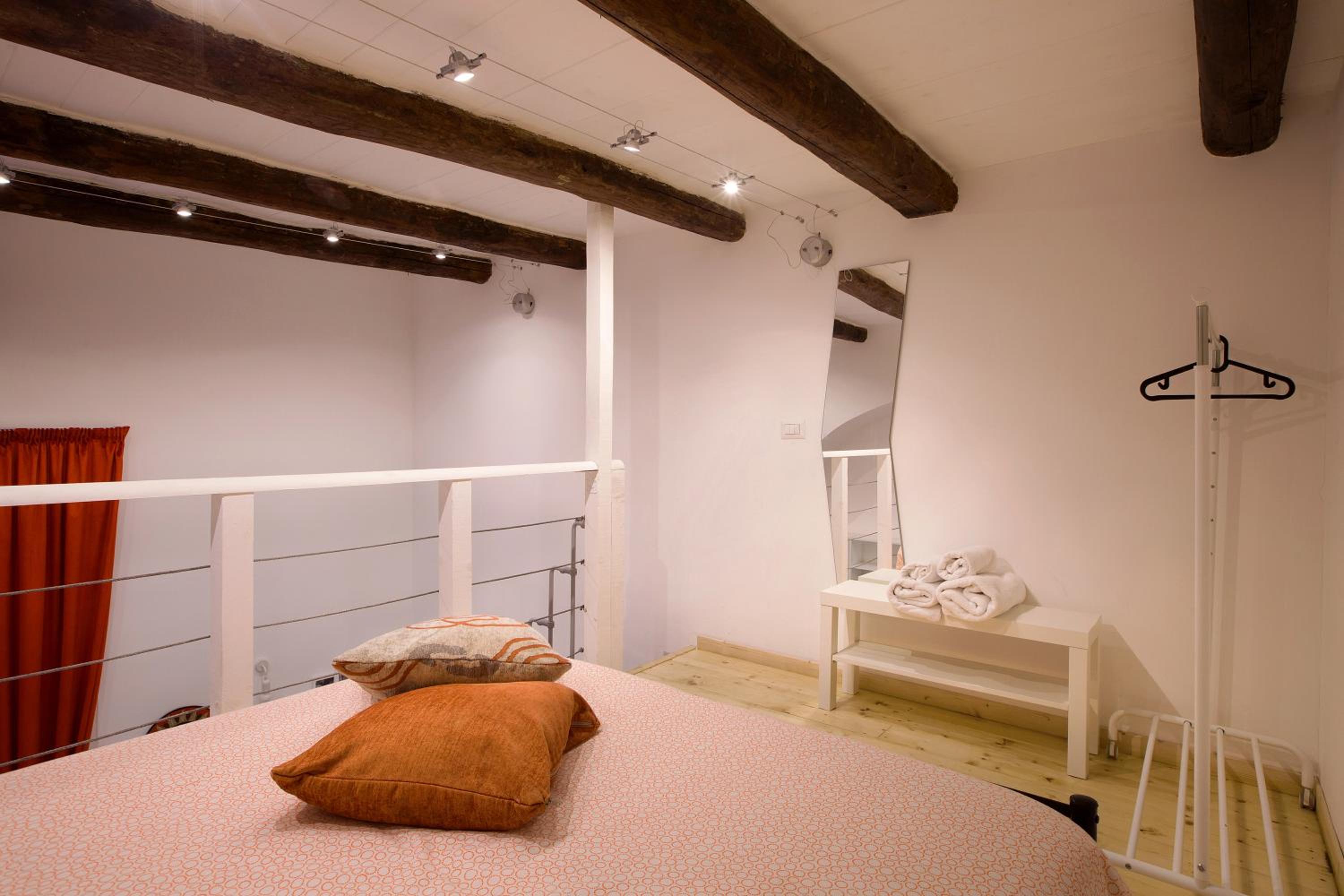 Apartment - Split Level