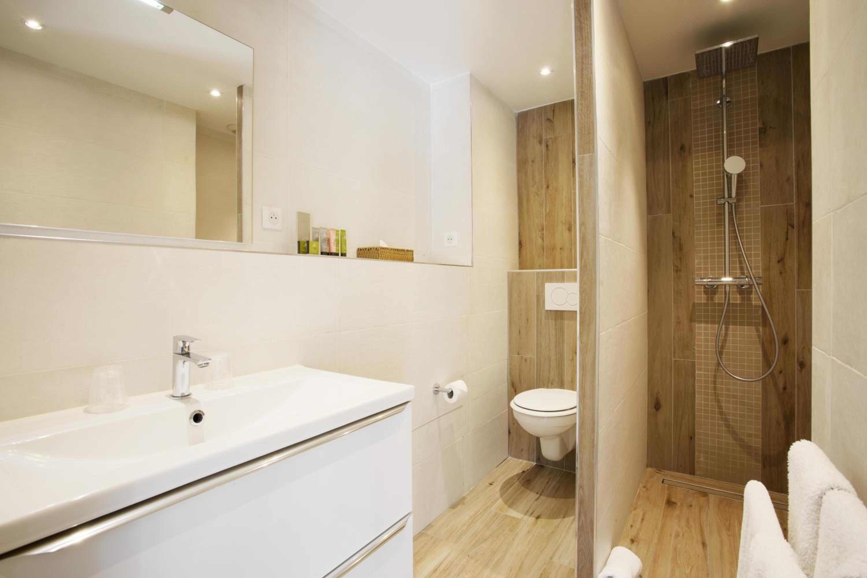 Standard  Room - Photo 2