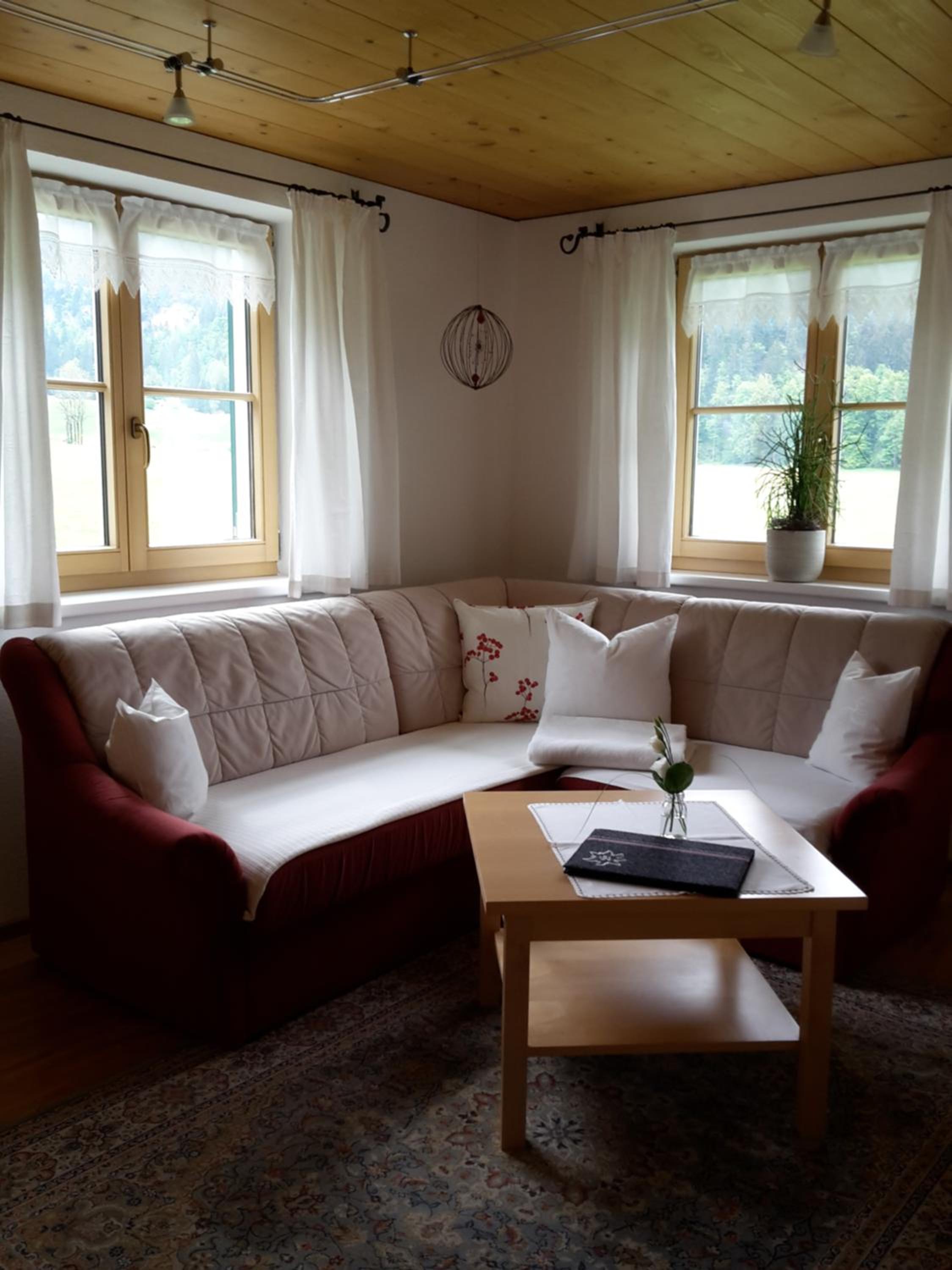 Apartment with Mountain View photo 2