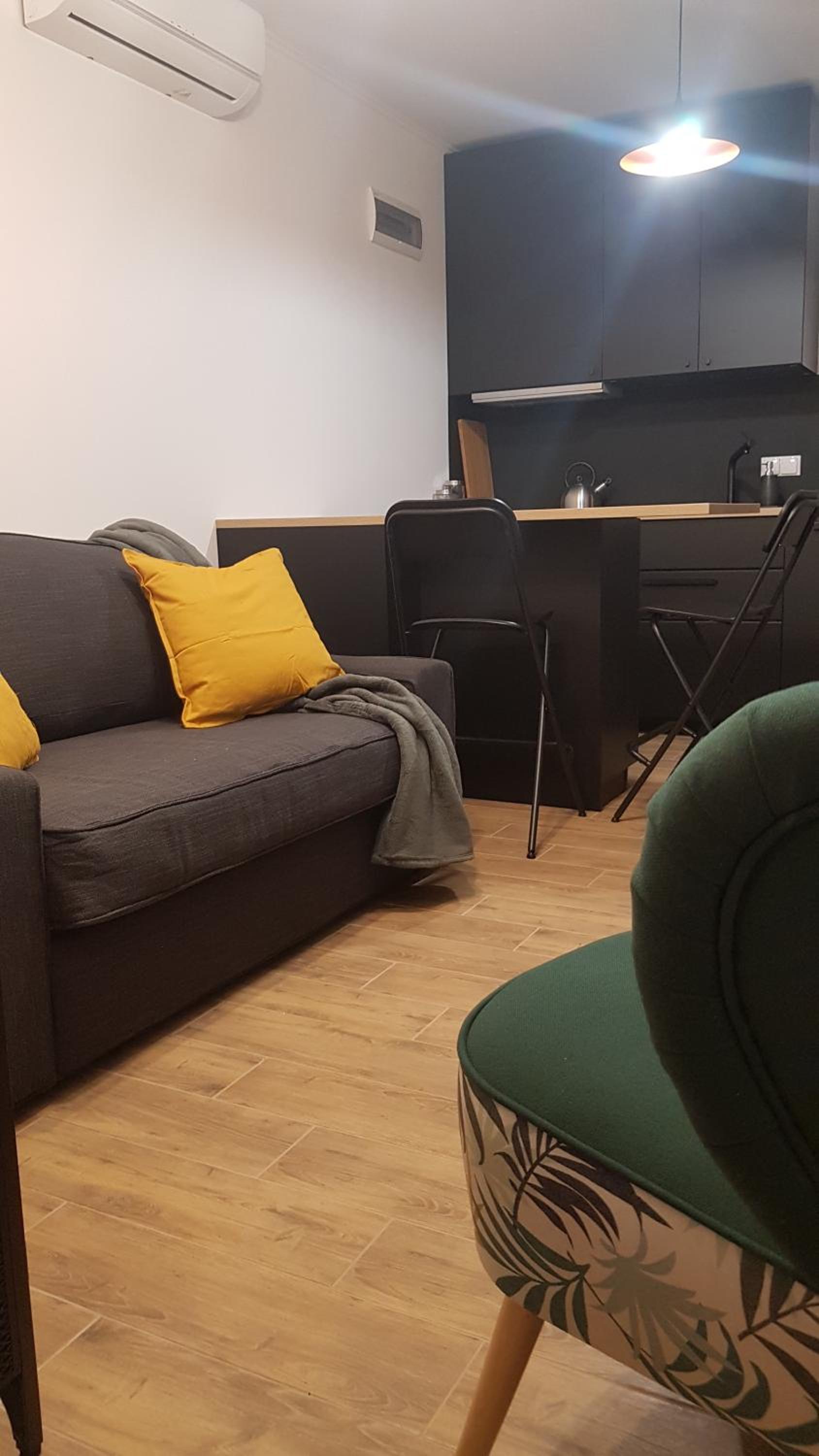 Two-Bedroom Apartment - Photo 8