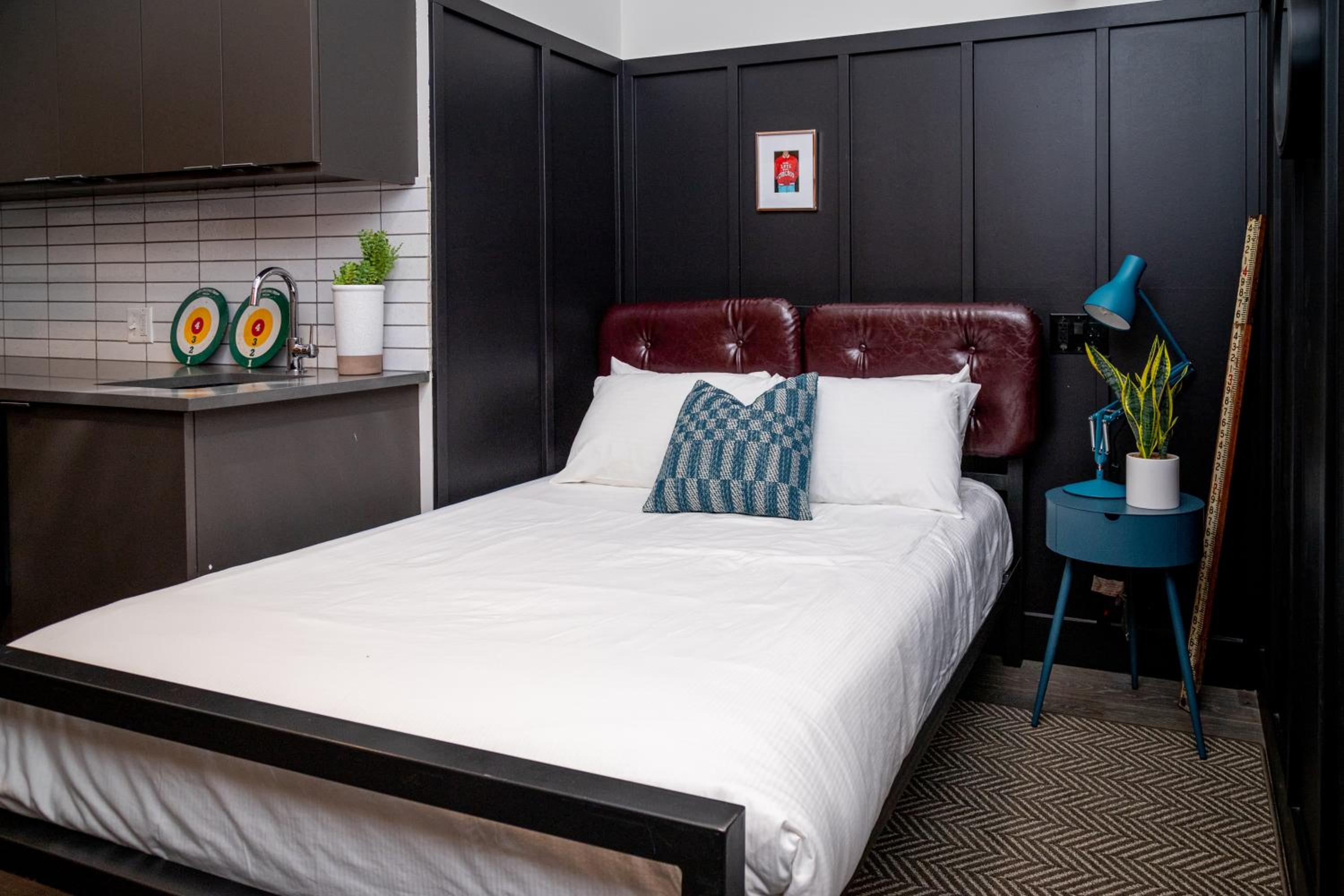 Deluxe Double Room With Kitchenette