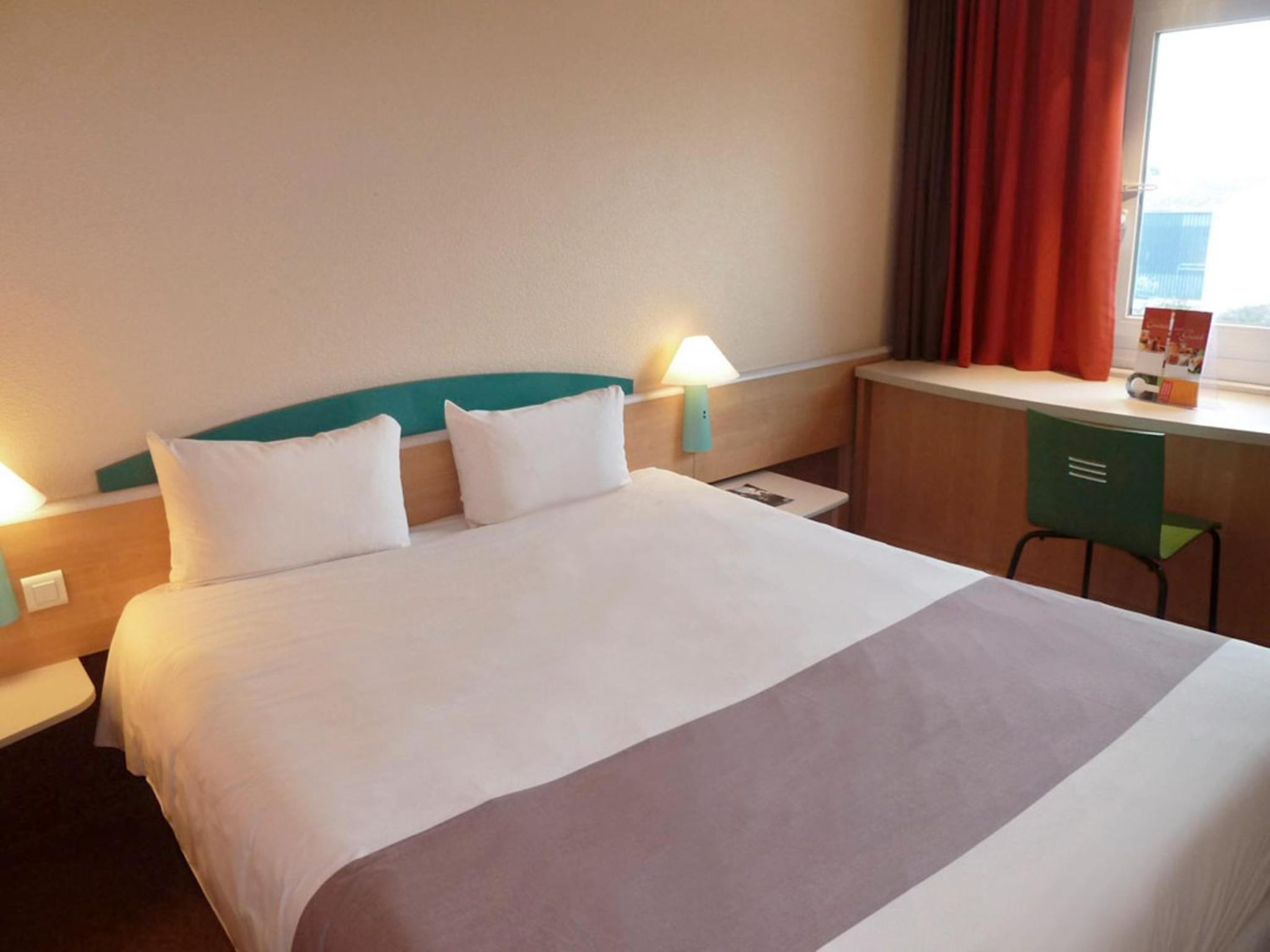 Standard Double Room - Photo 3