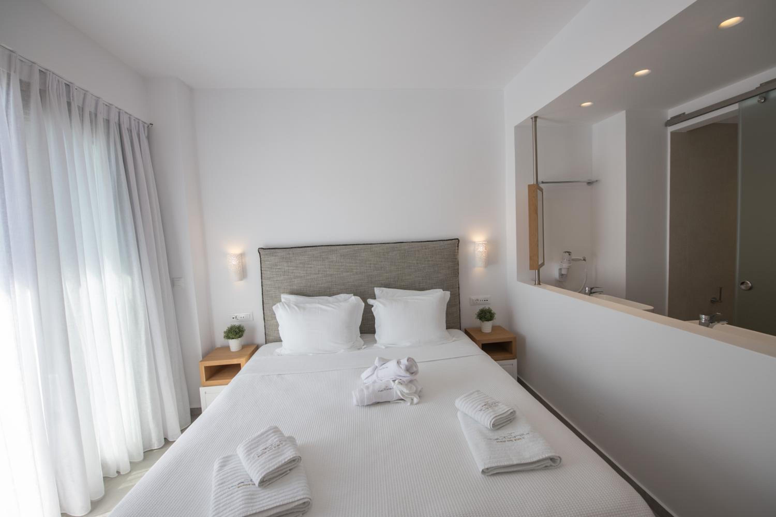 Classic Double Room with Sea View