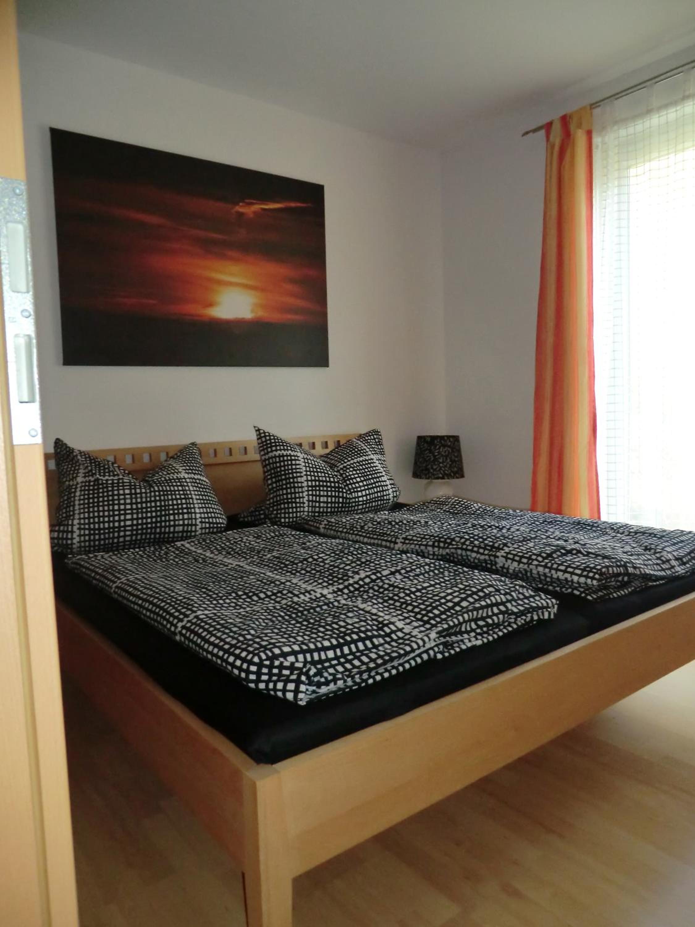 One-Bedroom Apartment with Terrace photo 1