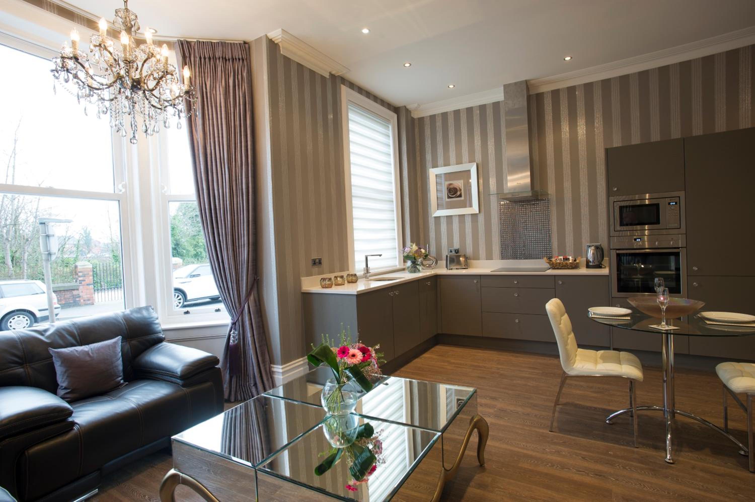 Luxury Apartment - The Hambleton Suite photo 2