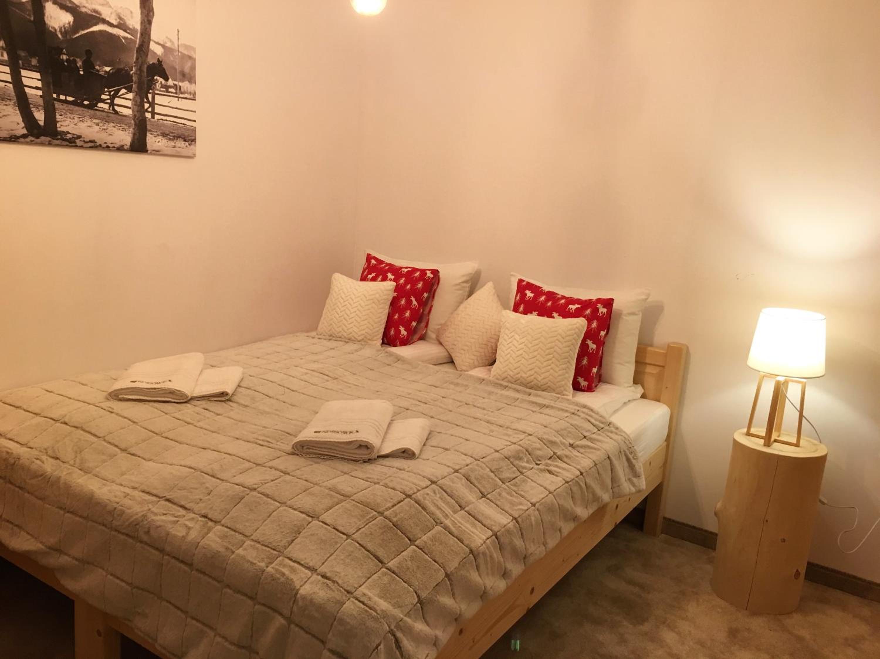 Double or Twin Room with Terrace - Photo 2