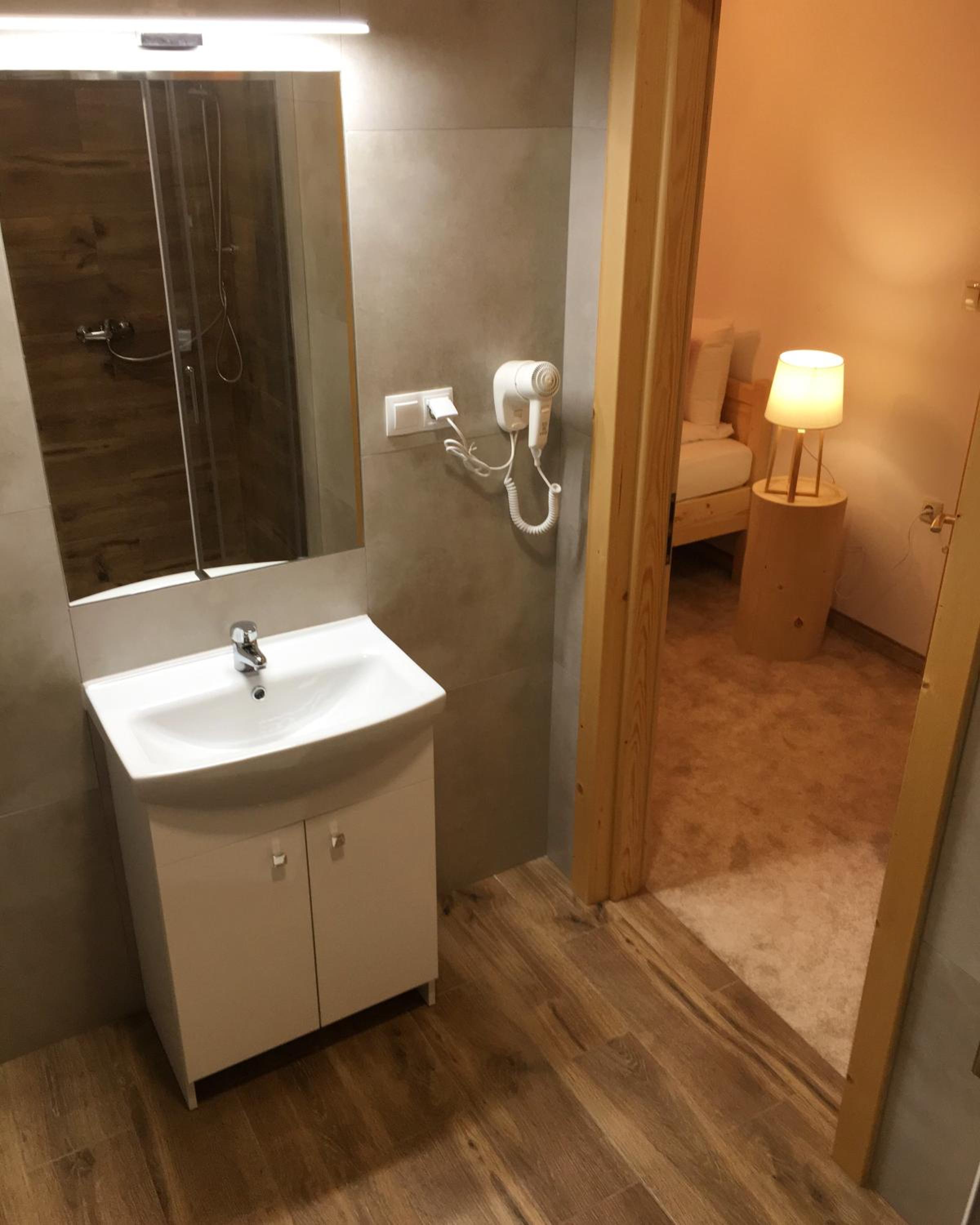 Double or Twin Room with Terrace - Photo 4